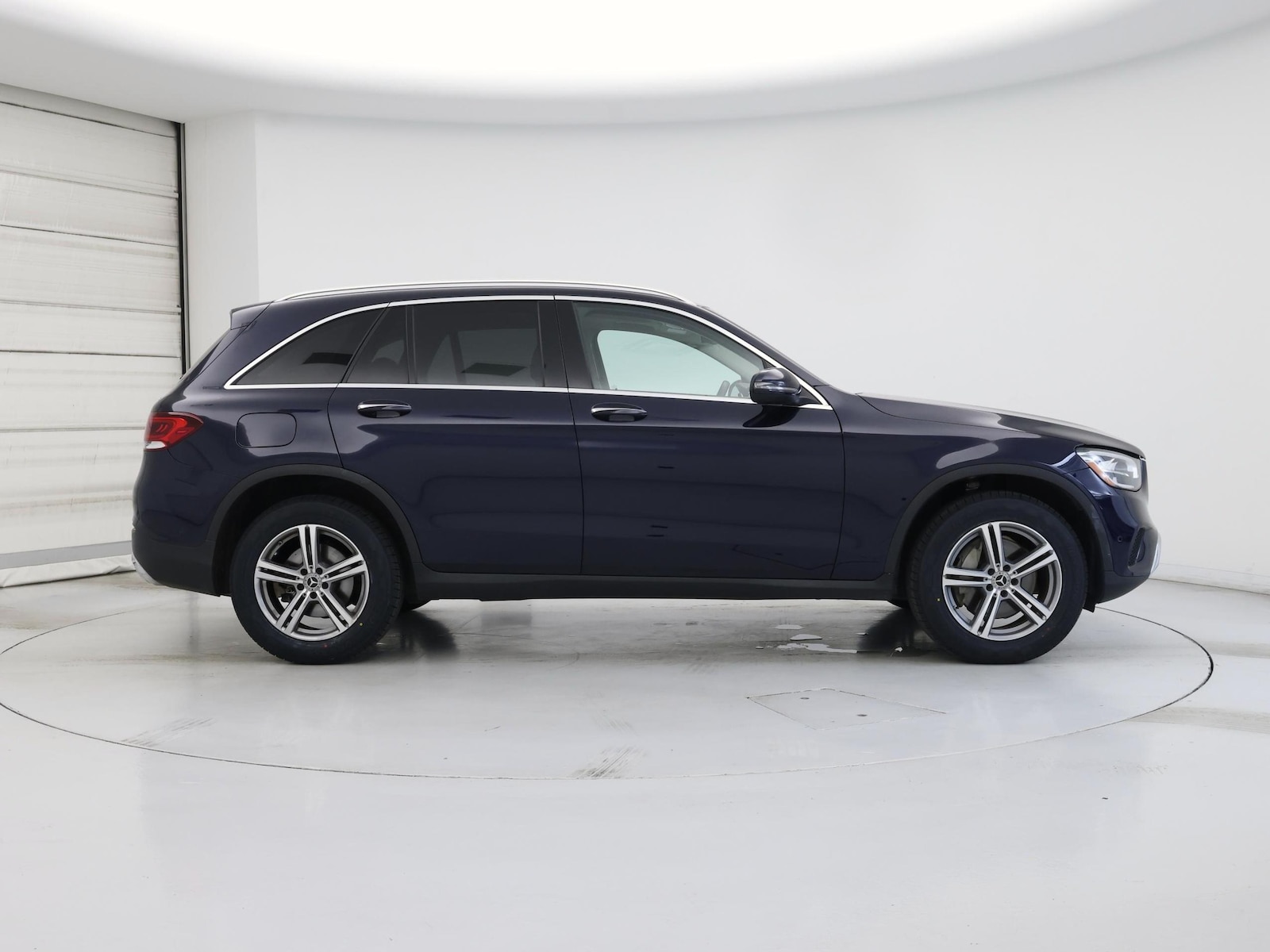 2021 Mercedes-Benz GLC GLC300 - Photo 8