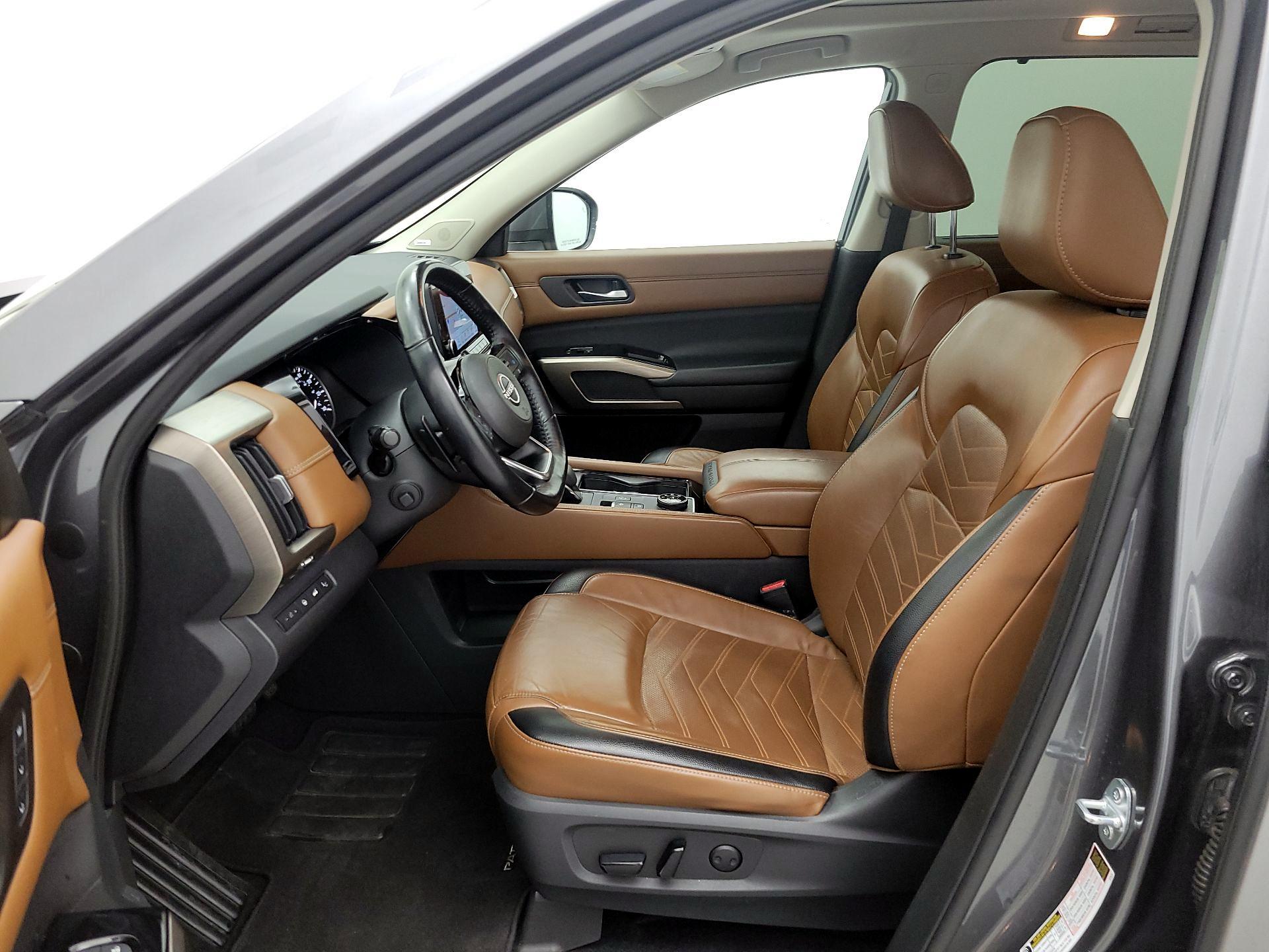 Thumbnail: 2022 Nissan Pathfinder - 11