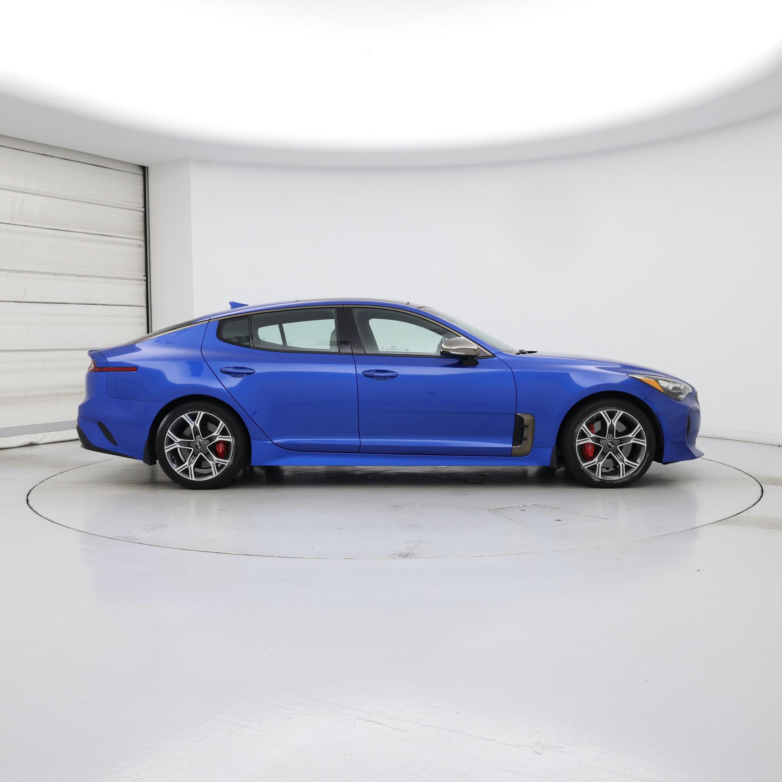 Thumbnail: 2018 Kia Stinger - 7