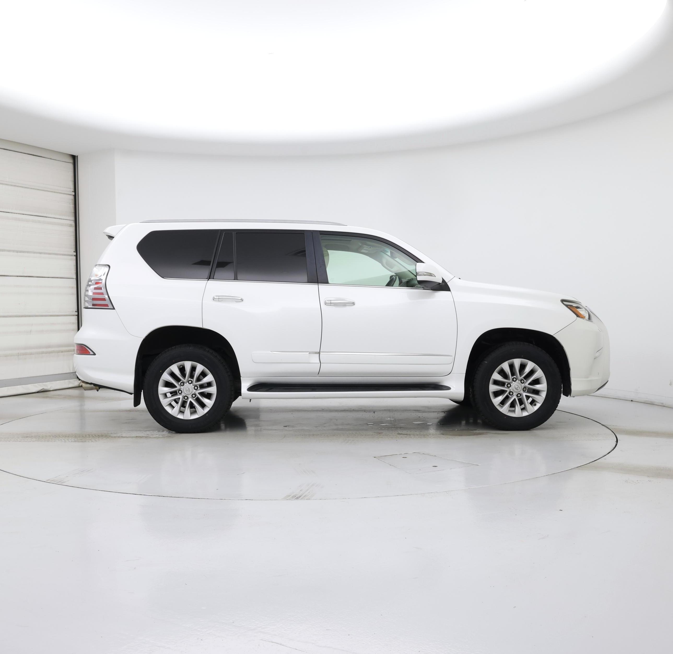 Thumbnail: 2016 Lexus GX - 7