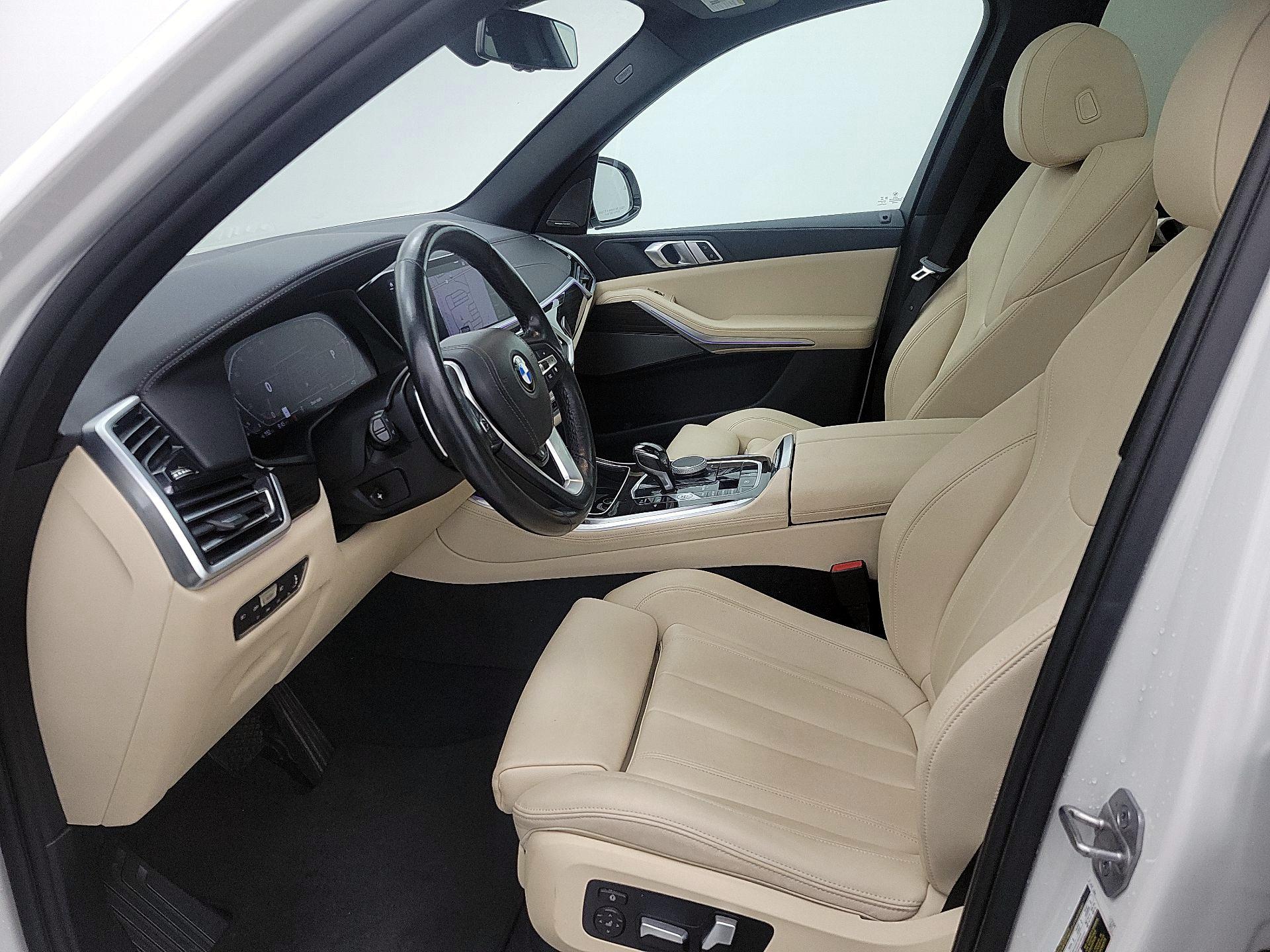 Thumbnail: 2021 BMW X5 - 11