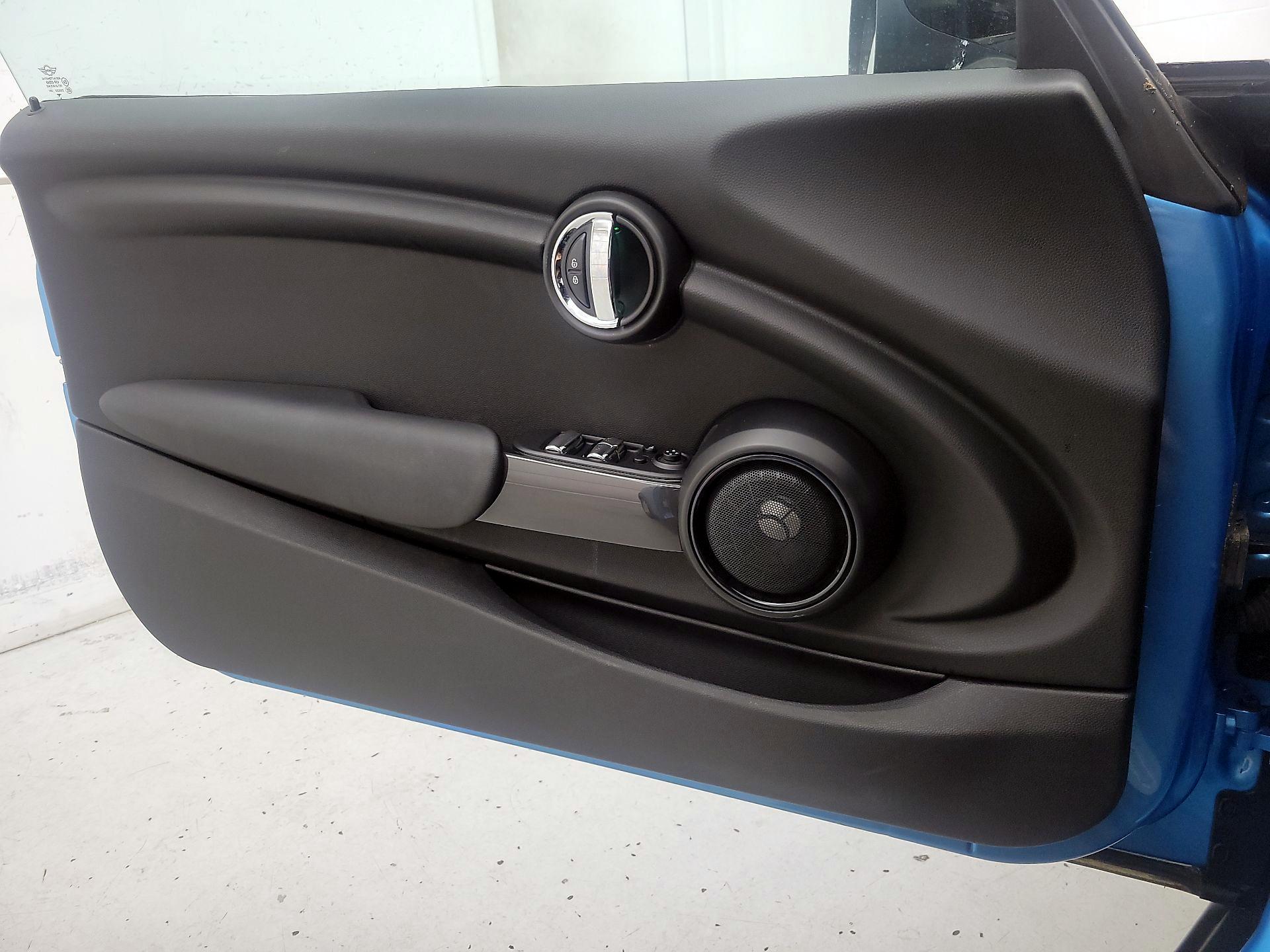 Thumbnail: 2017 MINI Cooper - 12