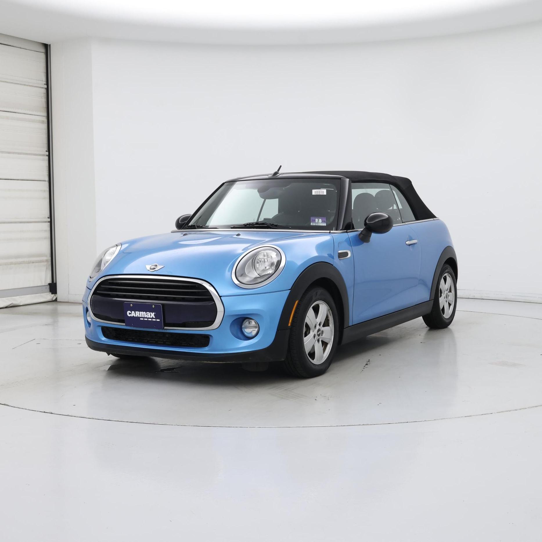 Thumbnail: 2017 MINI Cooper - 4