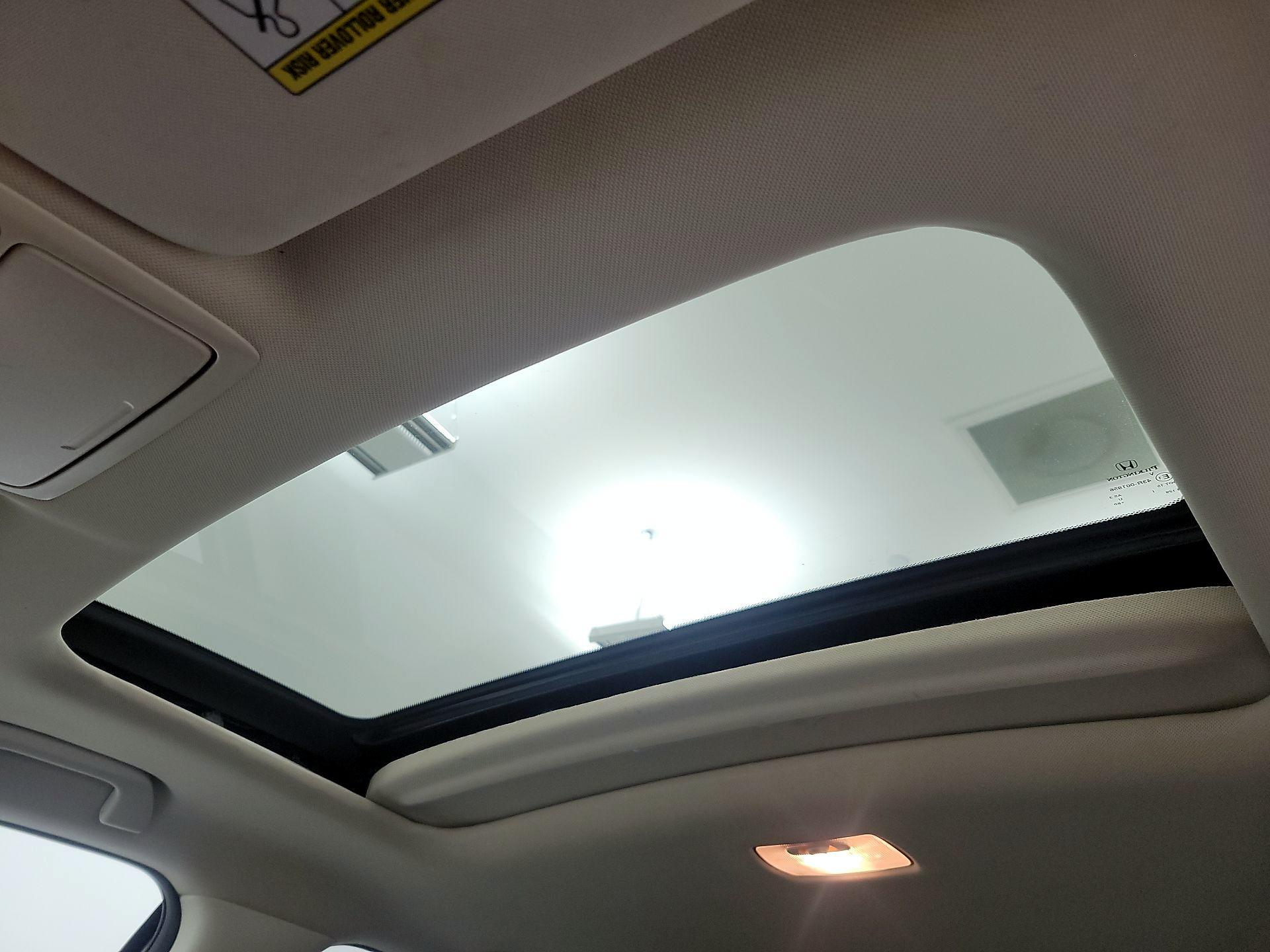 Thumbnail: 2016 Honda CR-V - 19