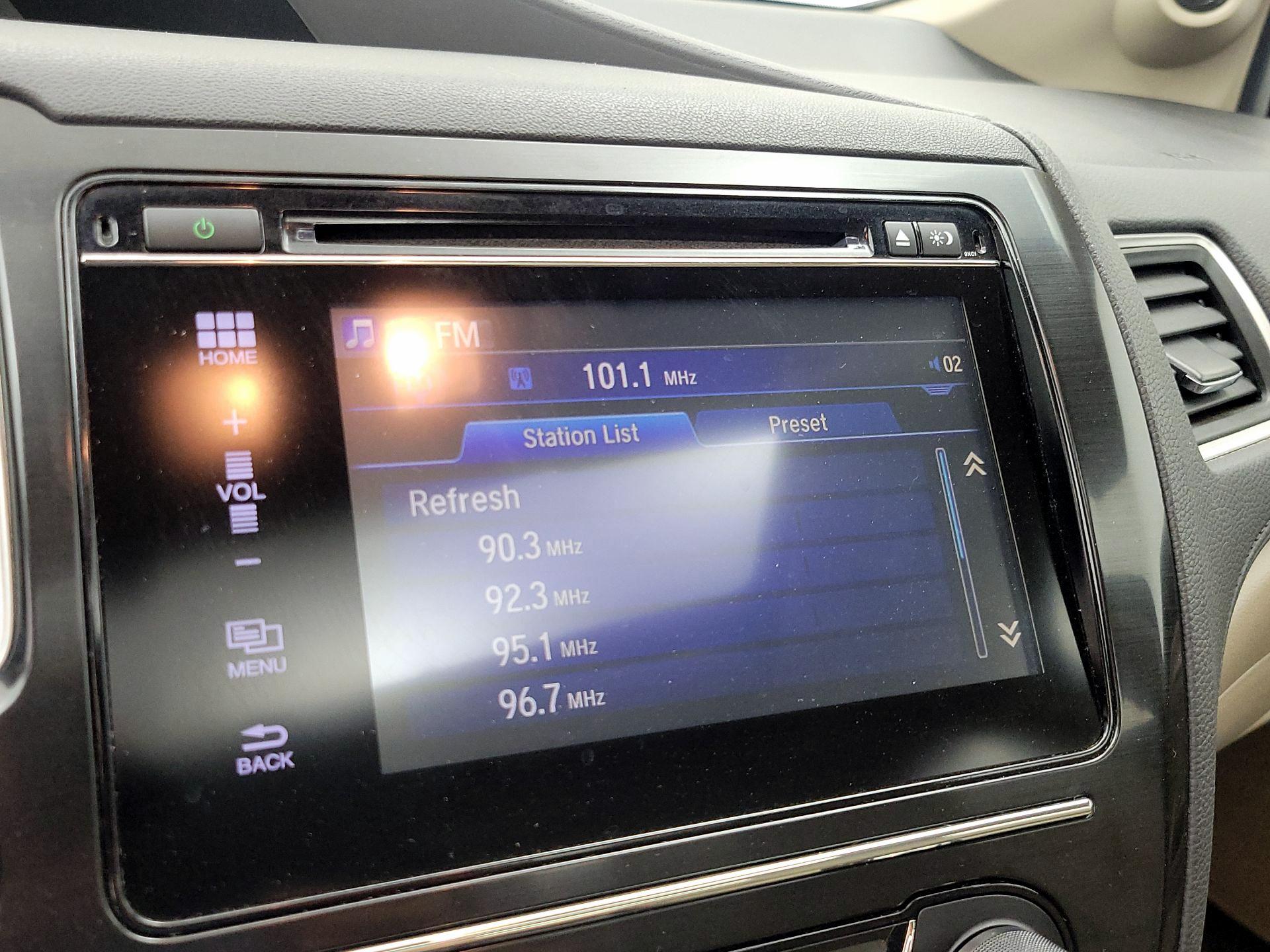 Thumbnail: 2015 Honda Civic - 15