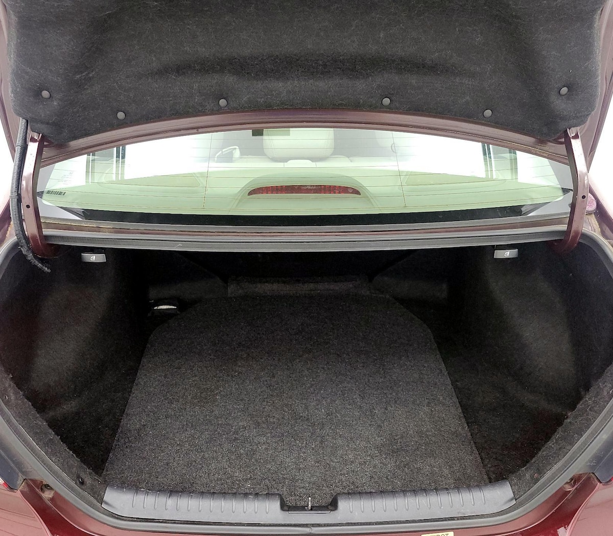 Trunk/Cargo (Seats Up)