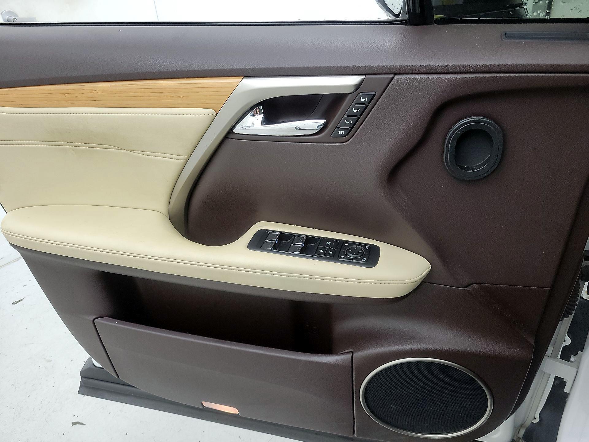 Thumbnail: 2019 Lexus RX - 12
