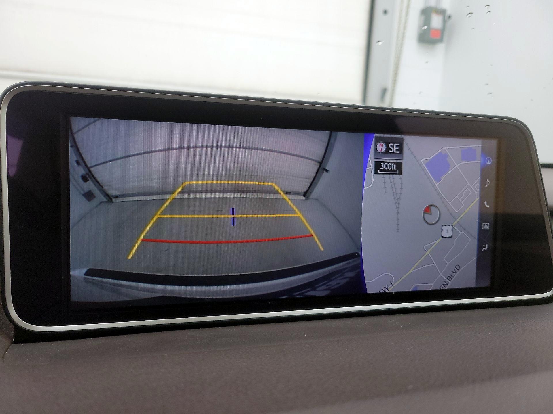 Thumbnail: 2019 Lexus RX - 15
