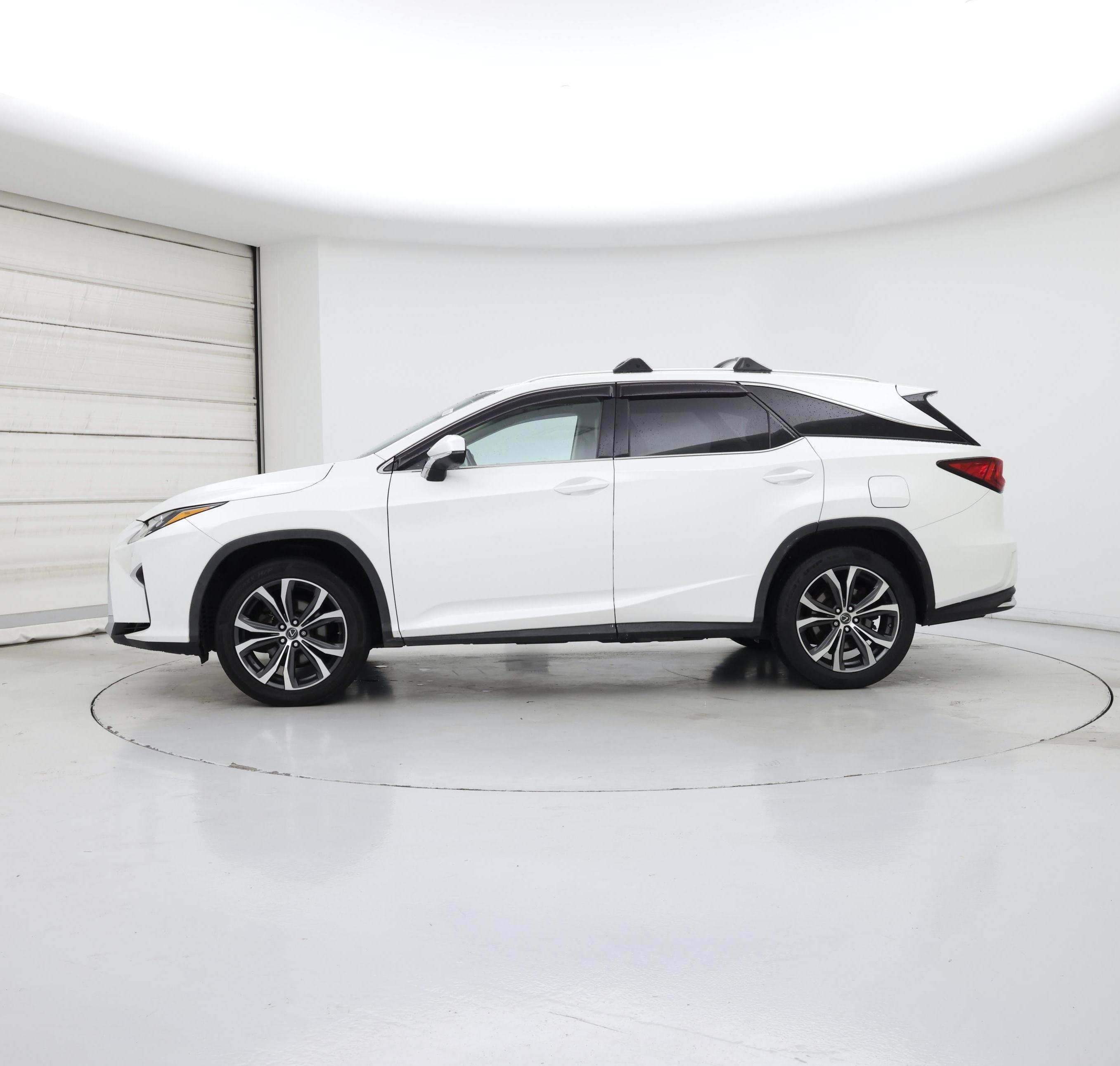 Thumbnail: 2019 Lexus RX - 3