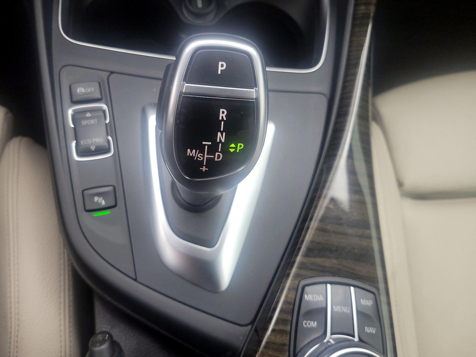 2019 BMW 2 Series M240i - Photo 19