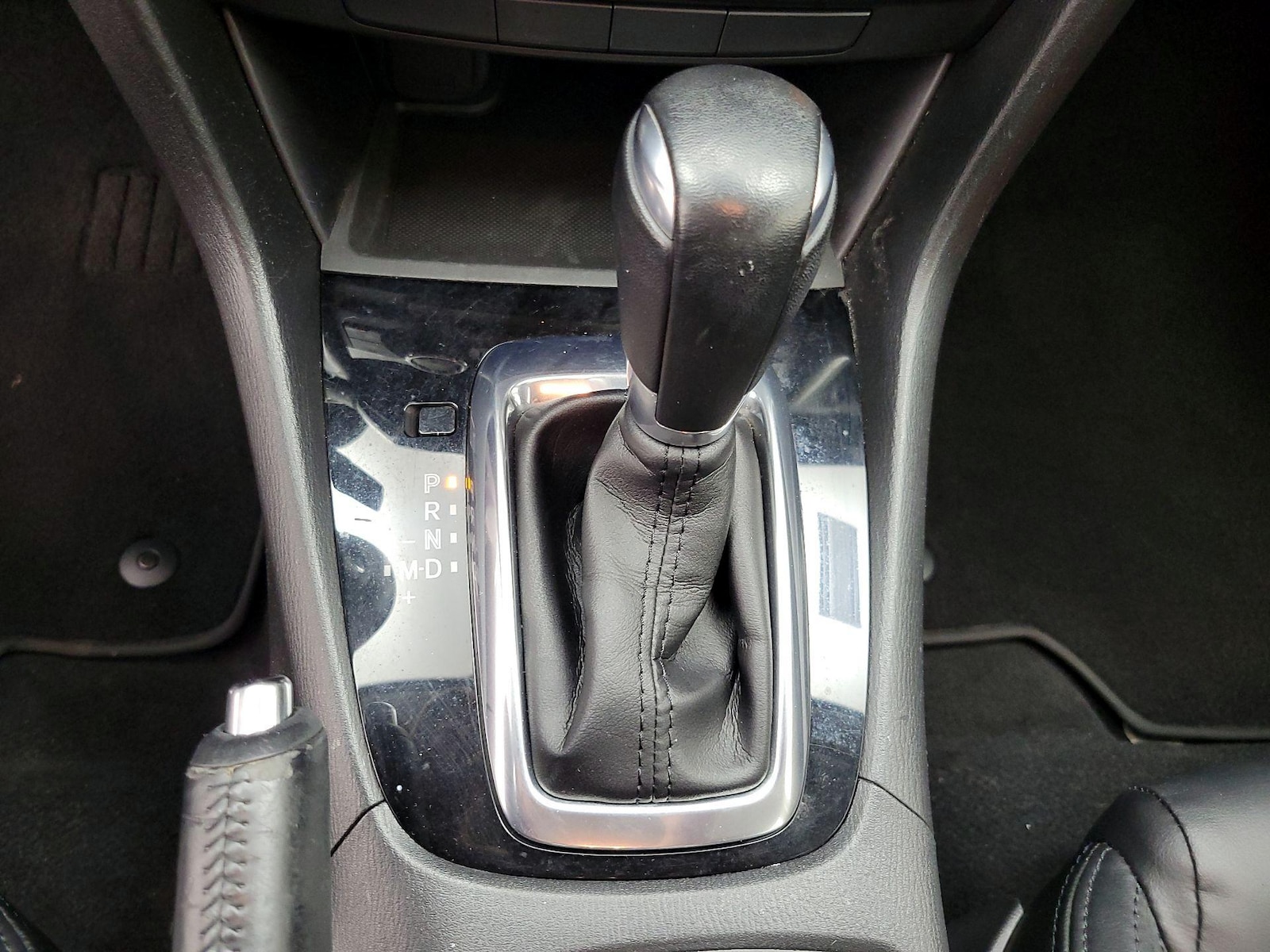 2015 Mazda MAZDA6 i Touring - Photo 18