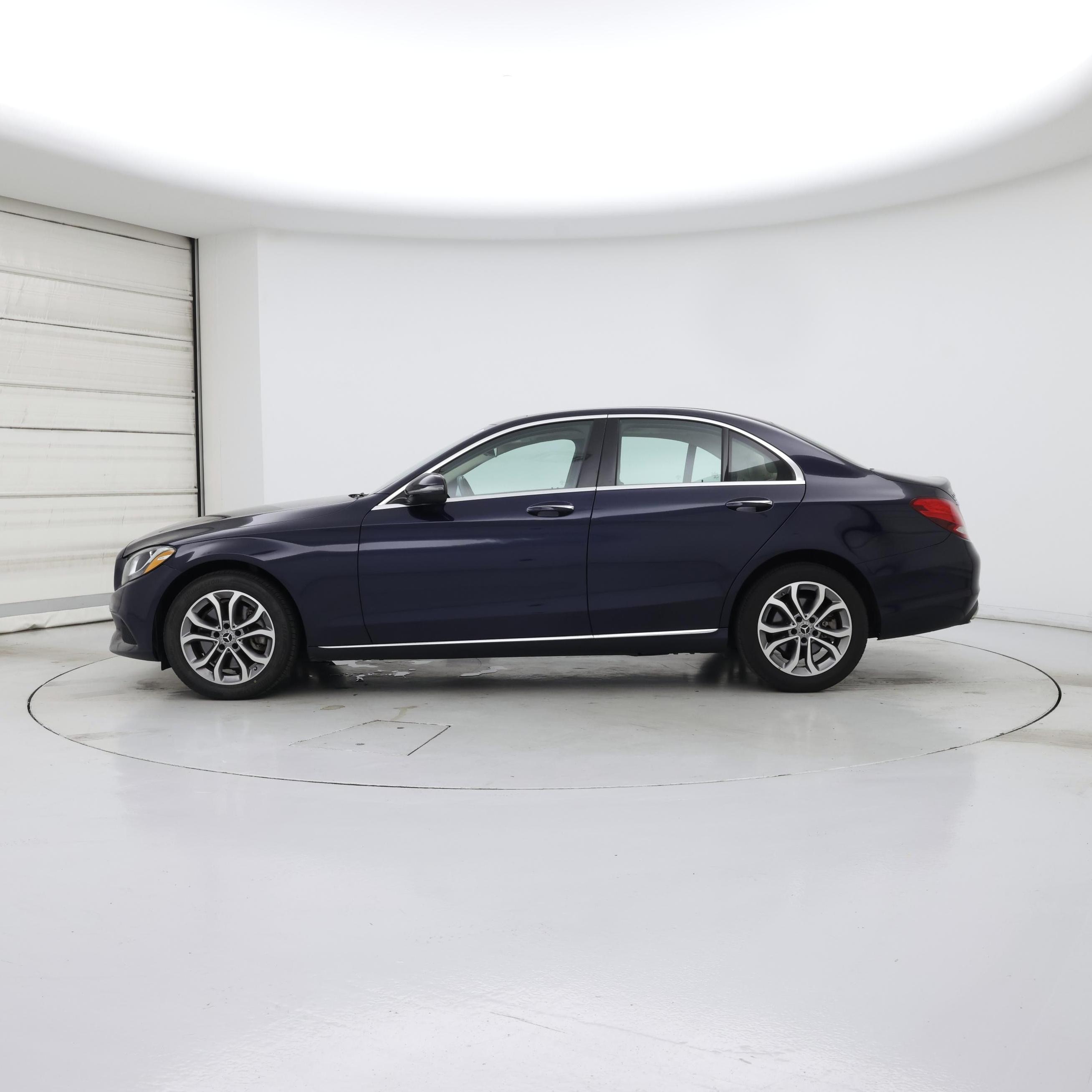 Thumbnail: 2017 Mercedes-Benz C-Class - 3