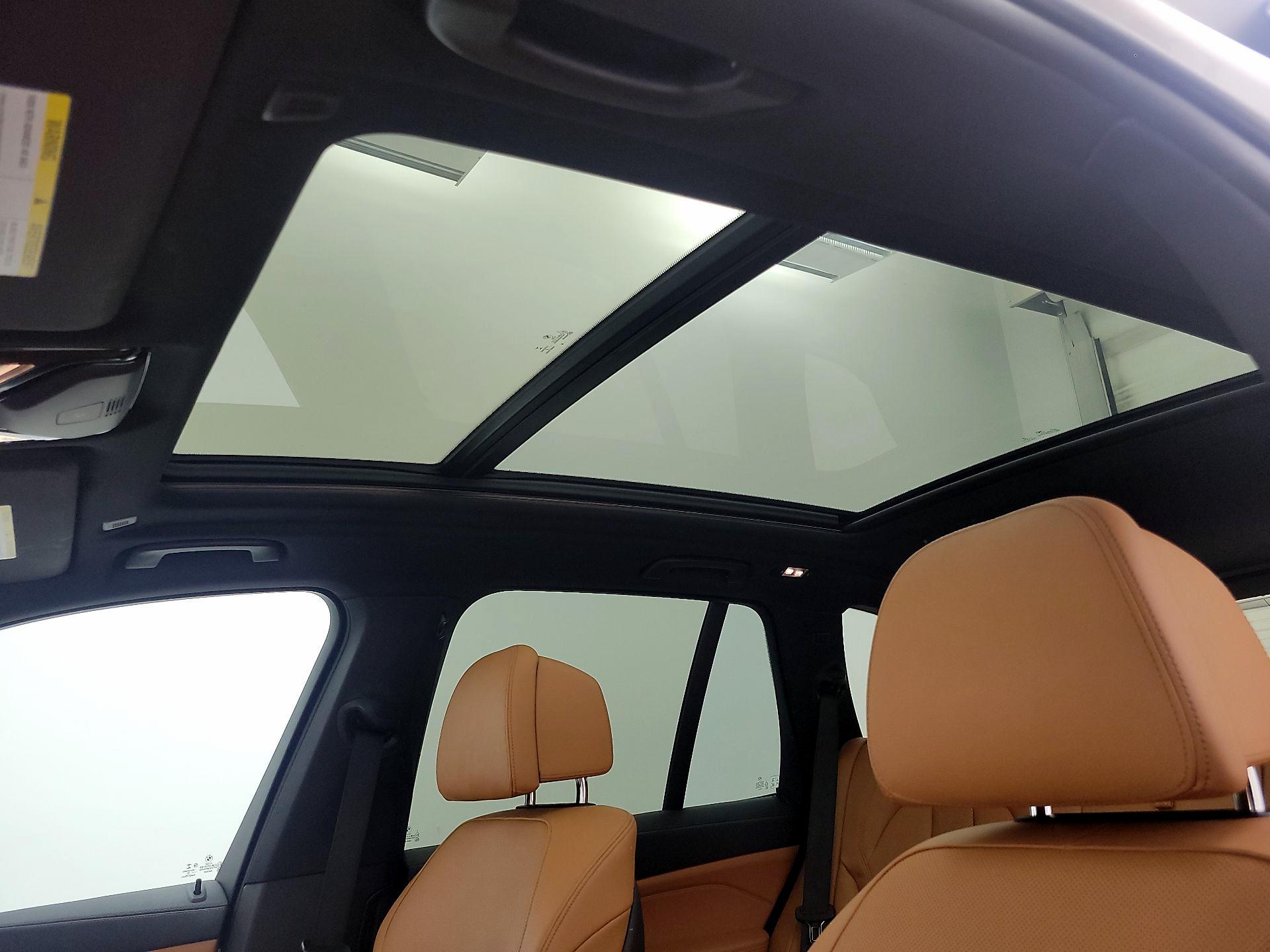 Thumbnail: 2020 BMW X5 - 20