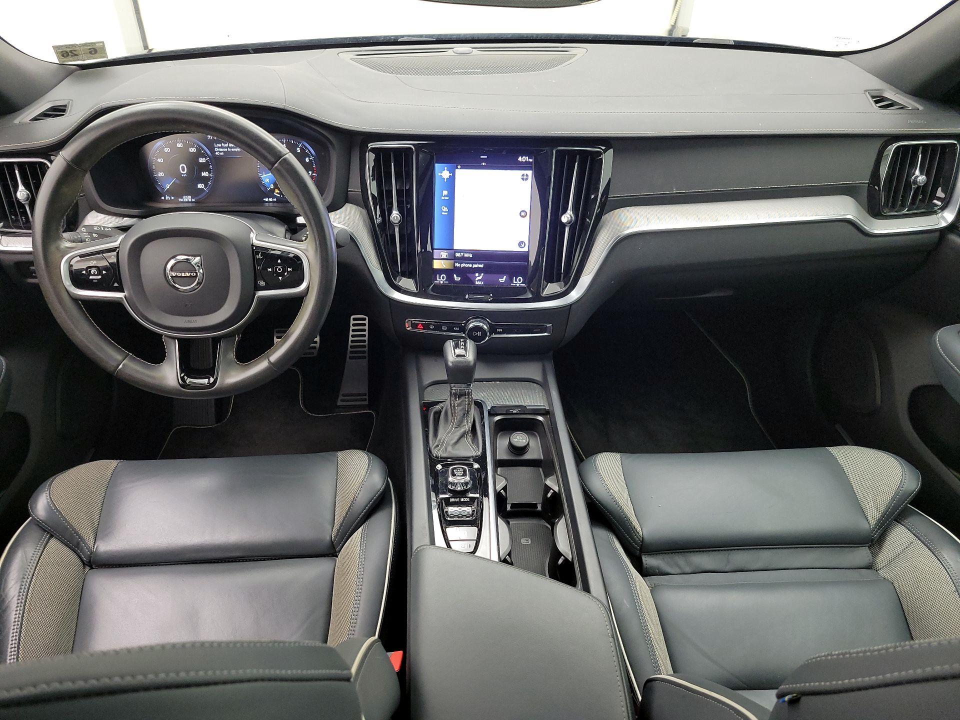 Thumbnail: 2021 Volvo S60 - 9