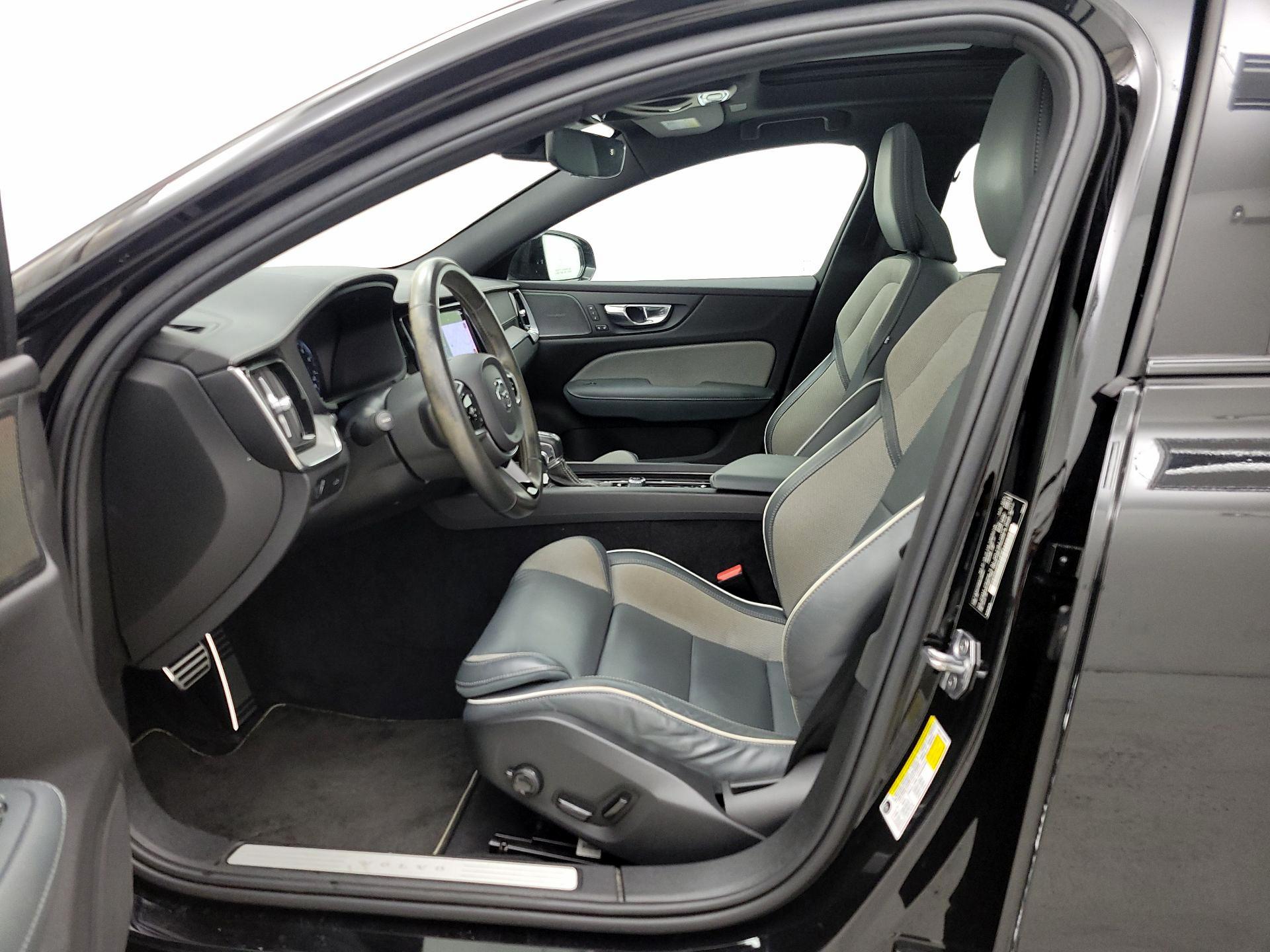 Thumbnail: 2021 Volvo S60 - 11