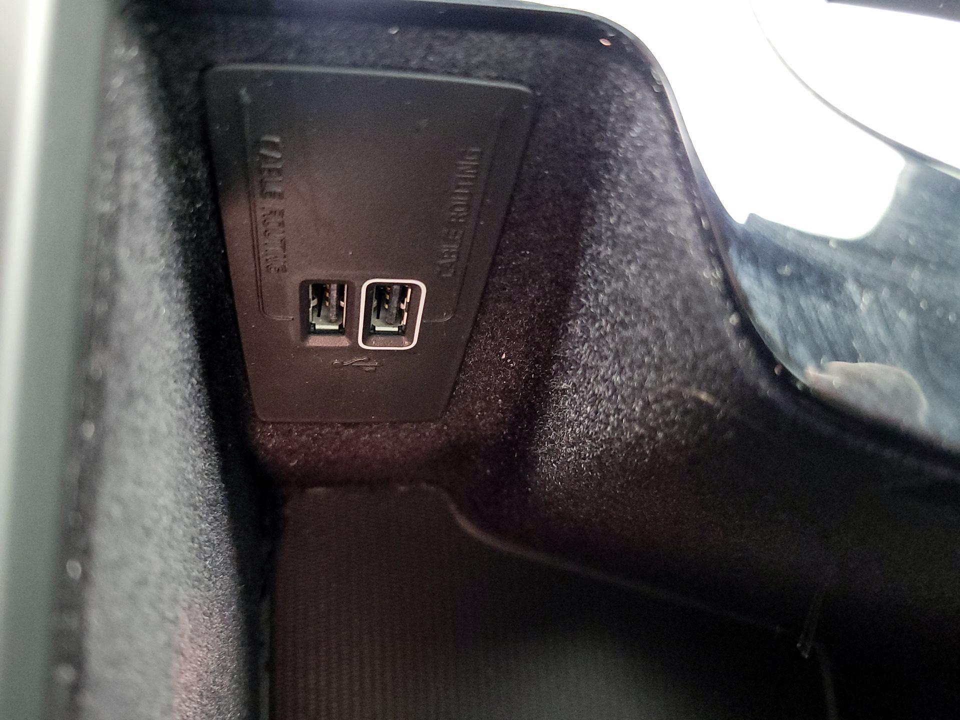 Thumbnail: 2021 Volvo S60 - 19