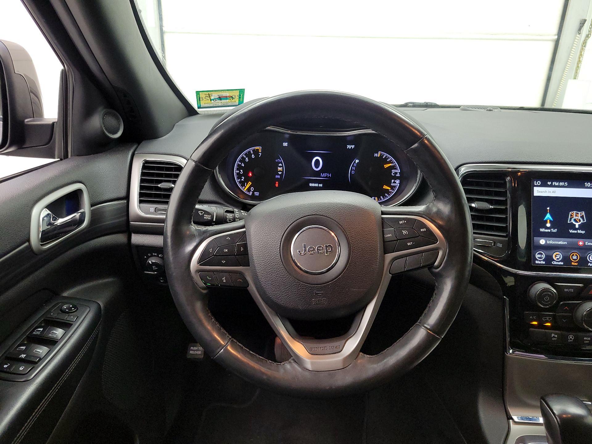 Thumbnail: 2019 Jeep Grand Cherokee - 10