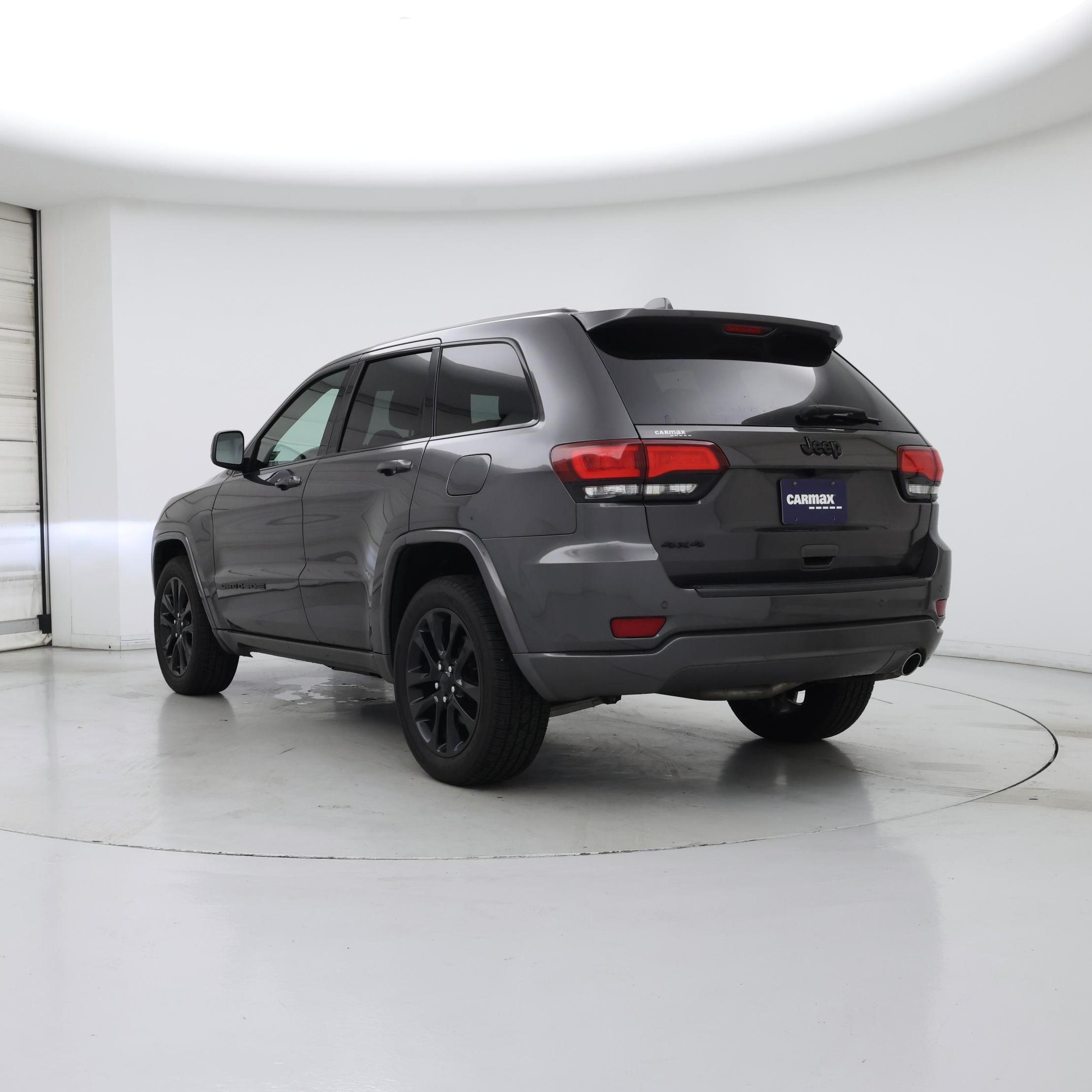 Thumbnail: 2019 Jeep Grand Cherokee - 2