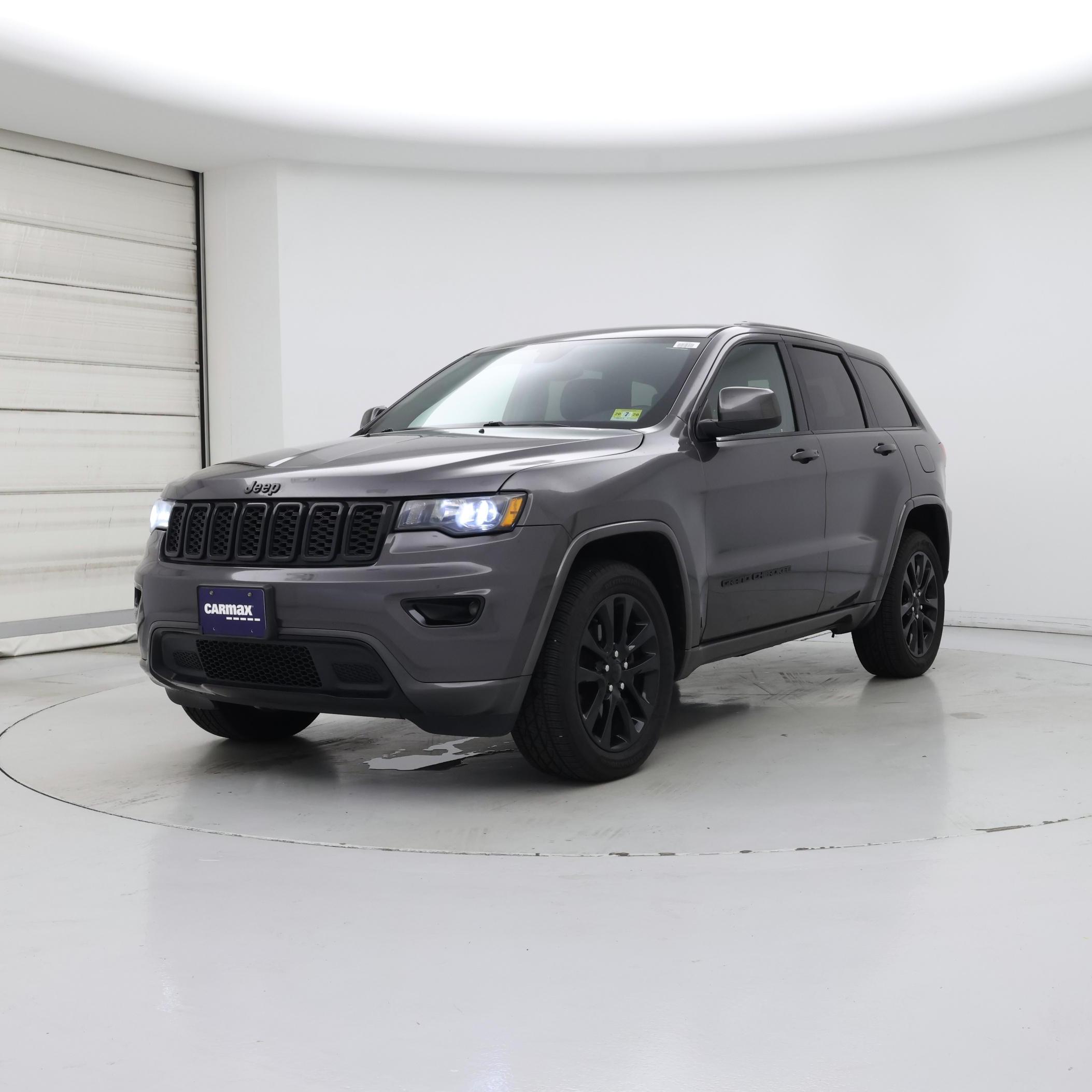 Thumbnail: 2019 Jeep Grand Cherokee - 4