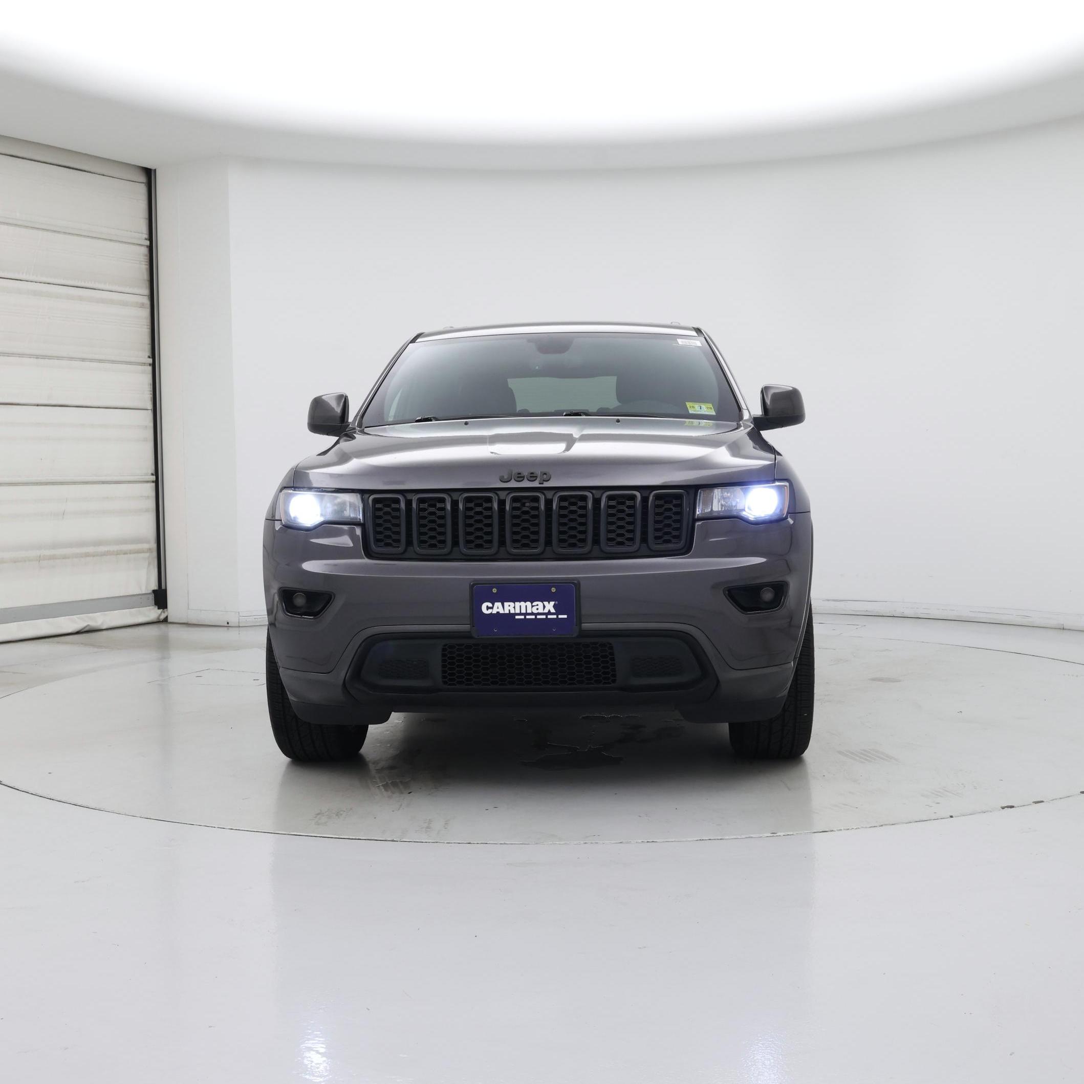 Thumbnail: 2019 Jeep Grand Cherokee - 5