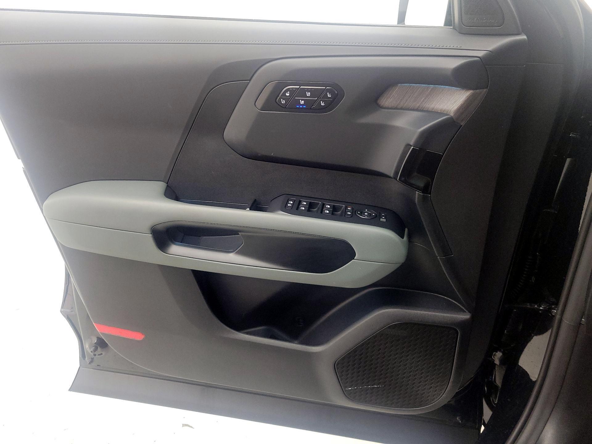 Thumbnail: 2027 Kia Telluride - 12