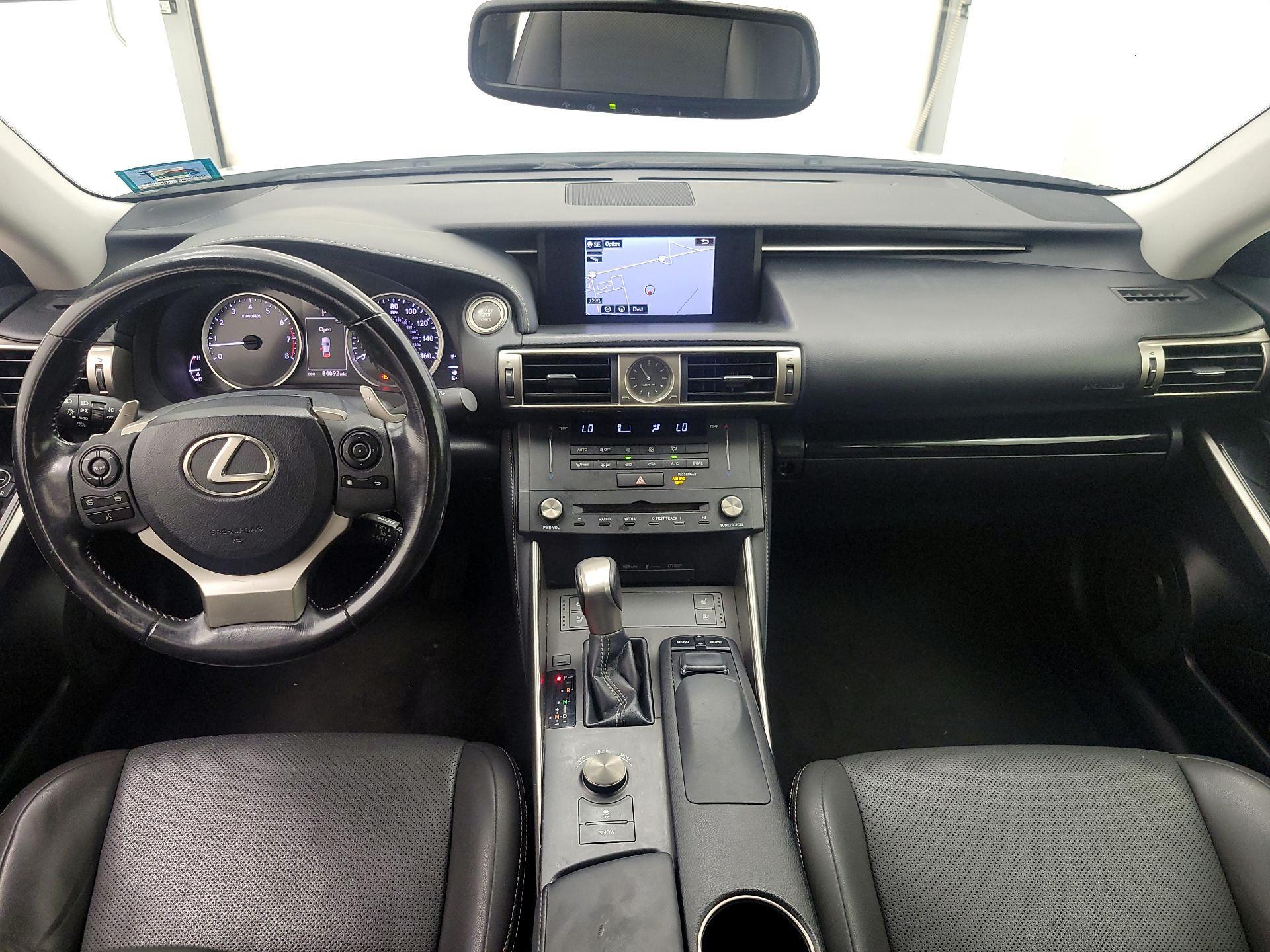 Thumbnail: 2016 Lexus IS - 9