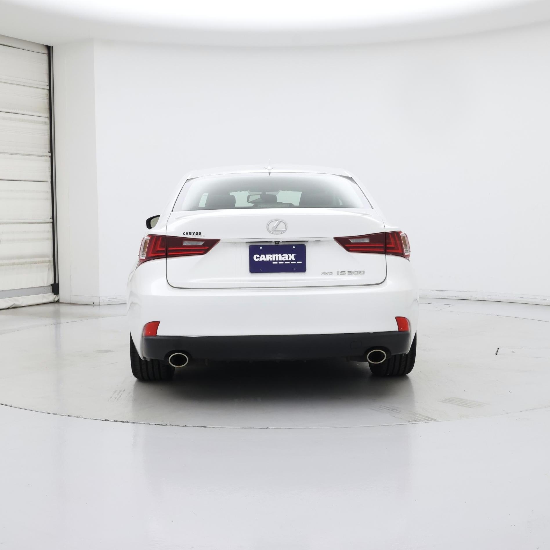 Thumbnail: 2016 Lexus IS - 6