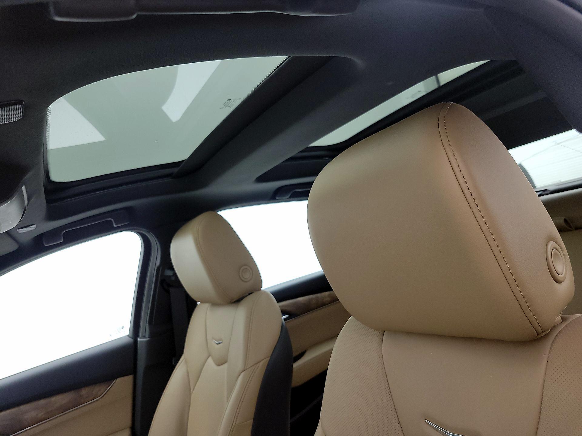 Thumbnail: 2023 Cadillac CT5 - 20