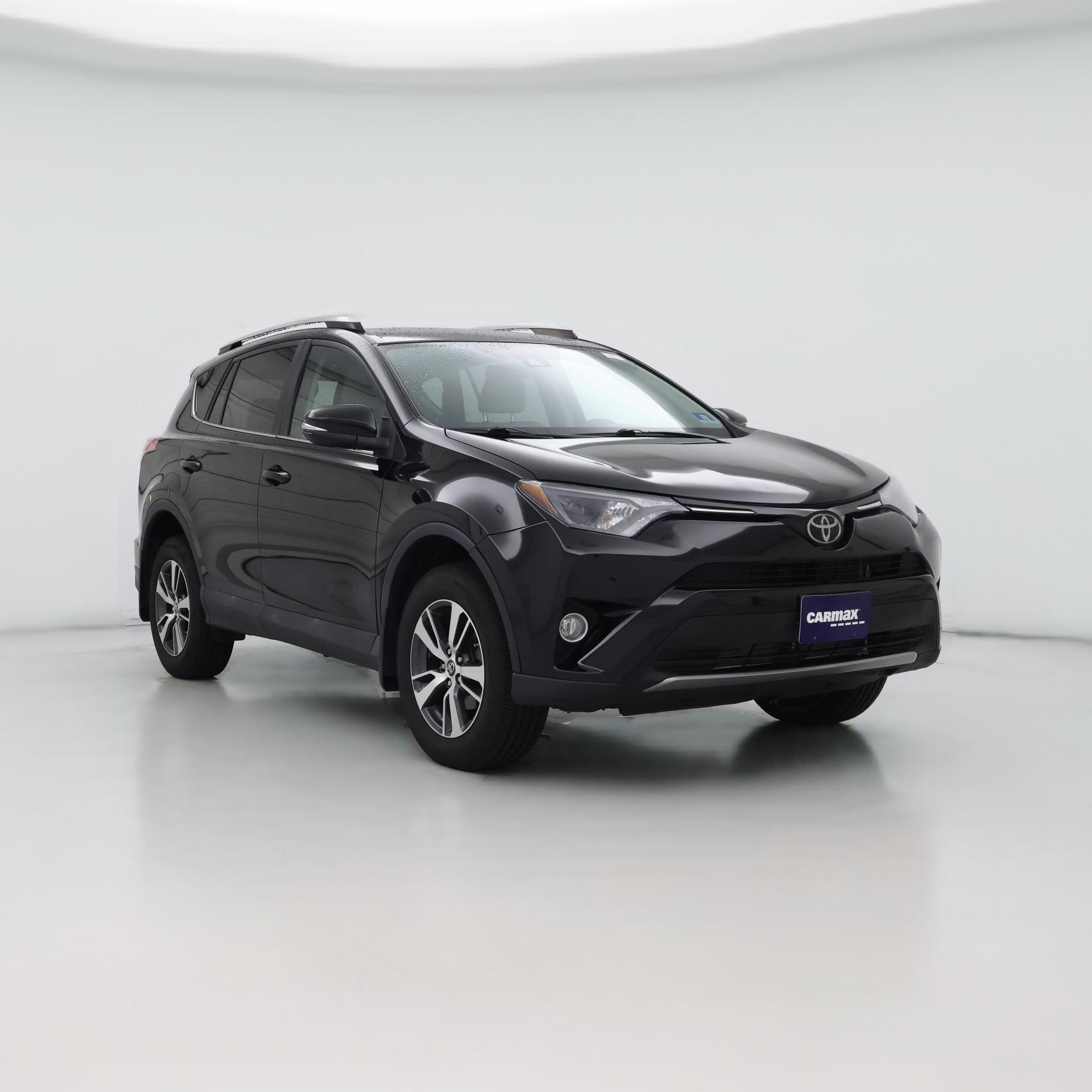 Thumbnail: 2018 Toyota RAV4 - 1
