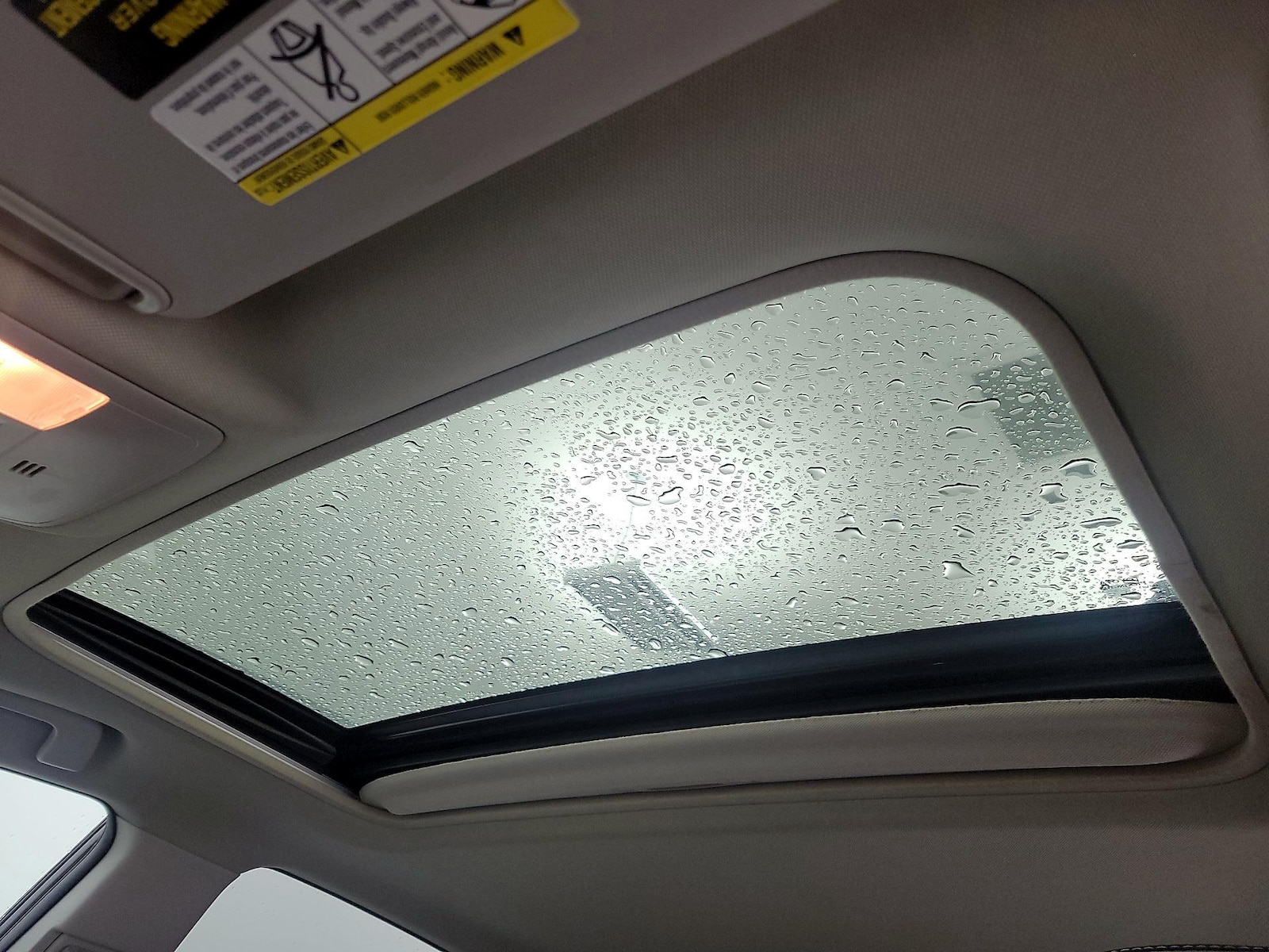 2018 Toyota RAV4 XLE - Photo 20