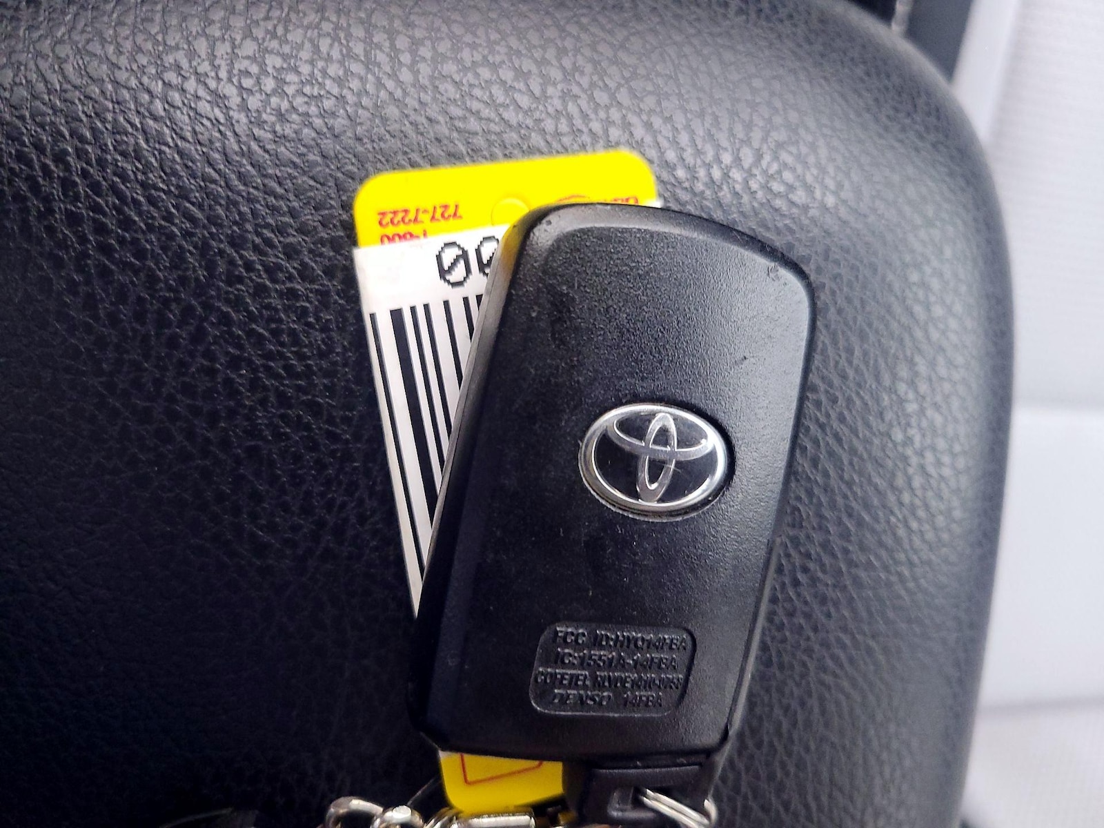 2018 Toyota RAV4 XLE - Photo 24