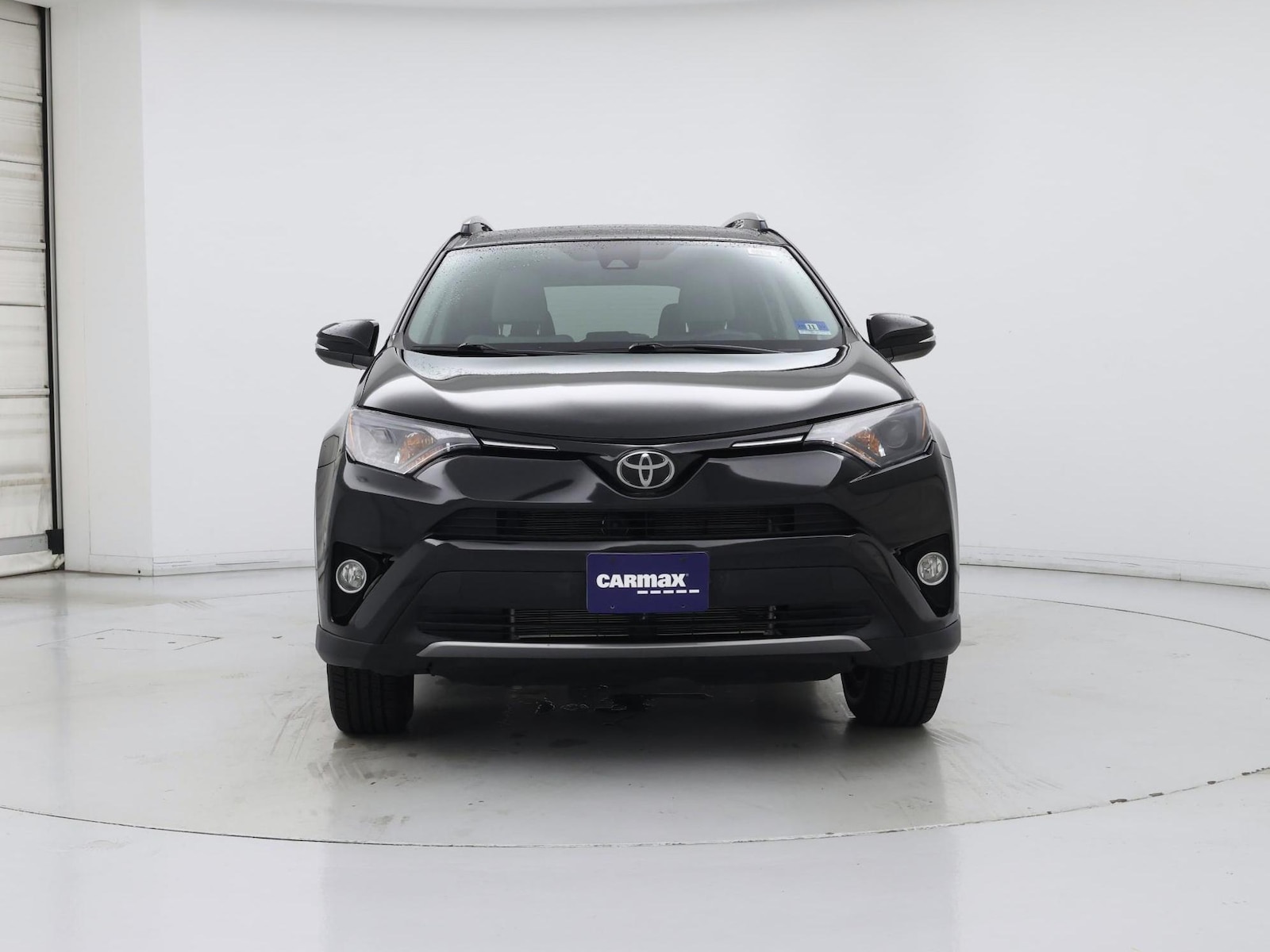 2018 Toyota RAV4 XLE - Photo 6