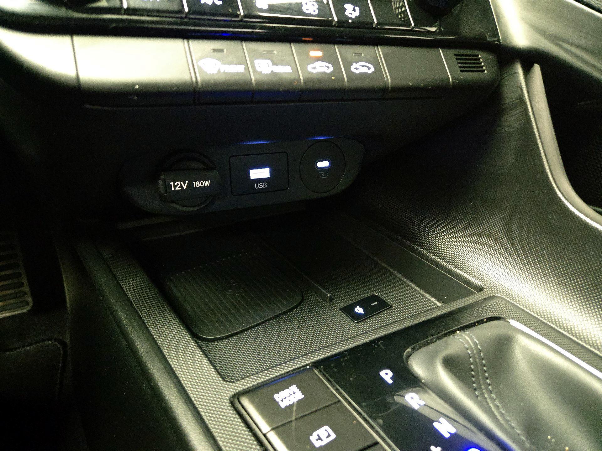 Thumbnail: 2025 Hyundai Elantra - 18