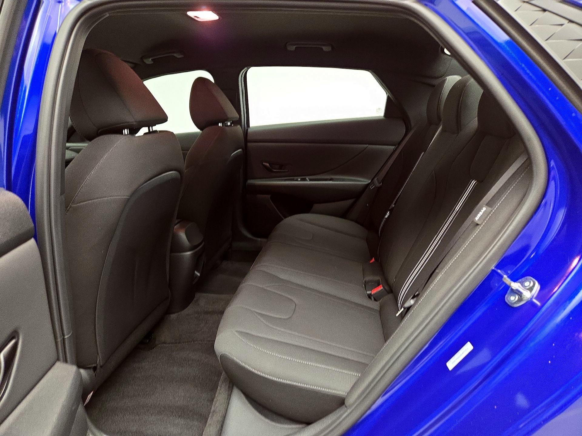 Thumbnail: 2025 Hyundai Elantra - 19