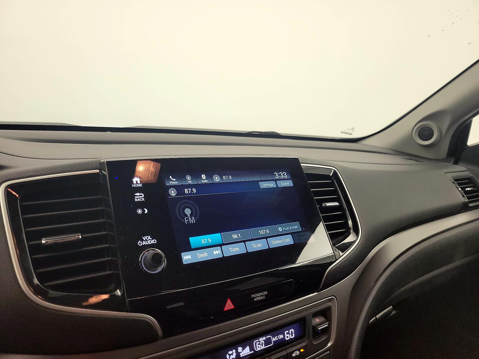 Thumbnail: 2019 Honda Pilot - 15