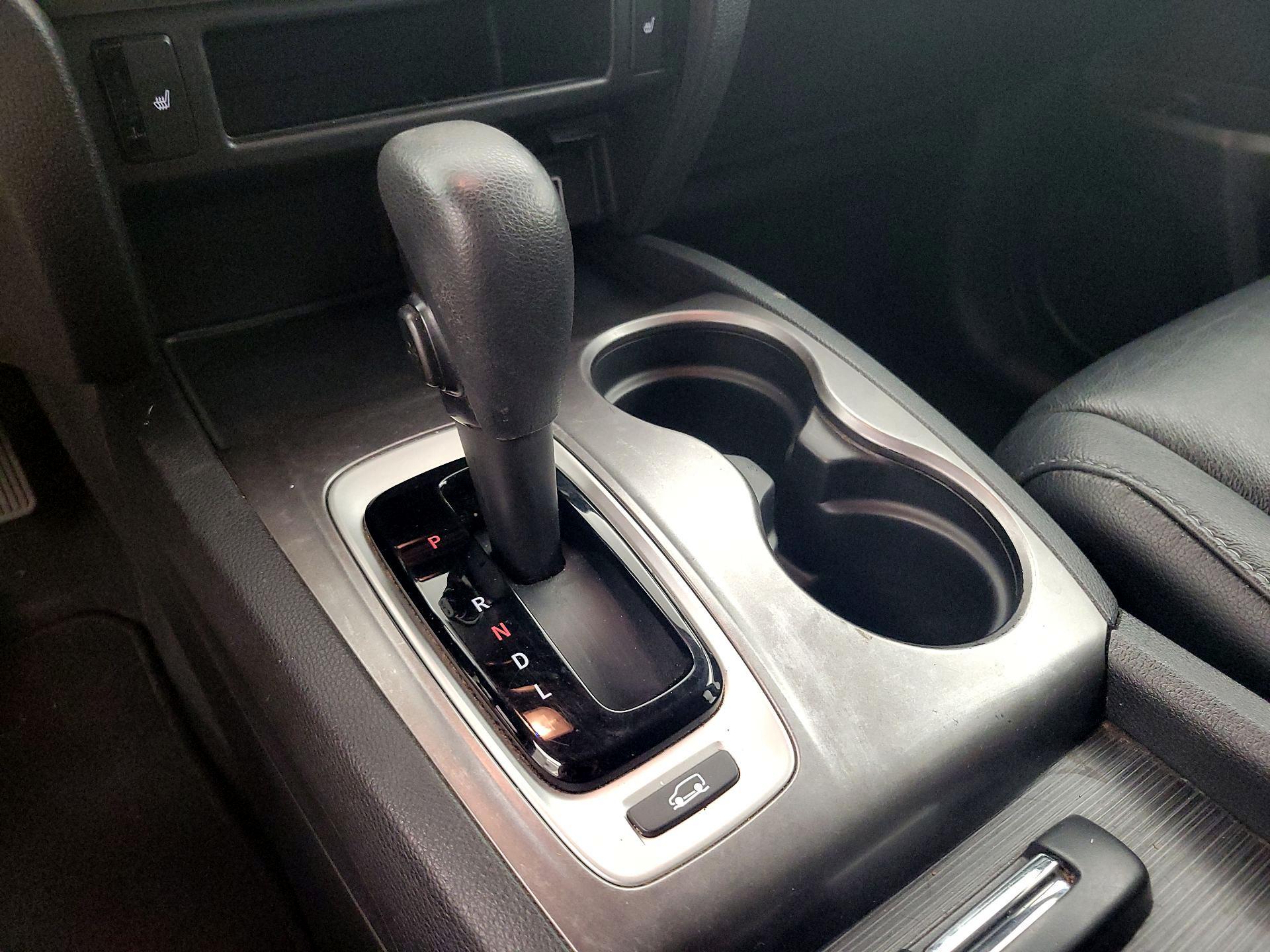 Thumbnail: 2019 Honda Pilot - 17