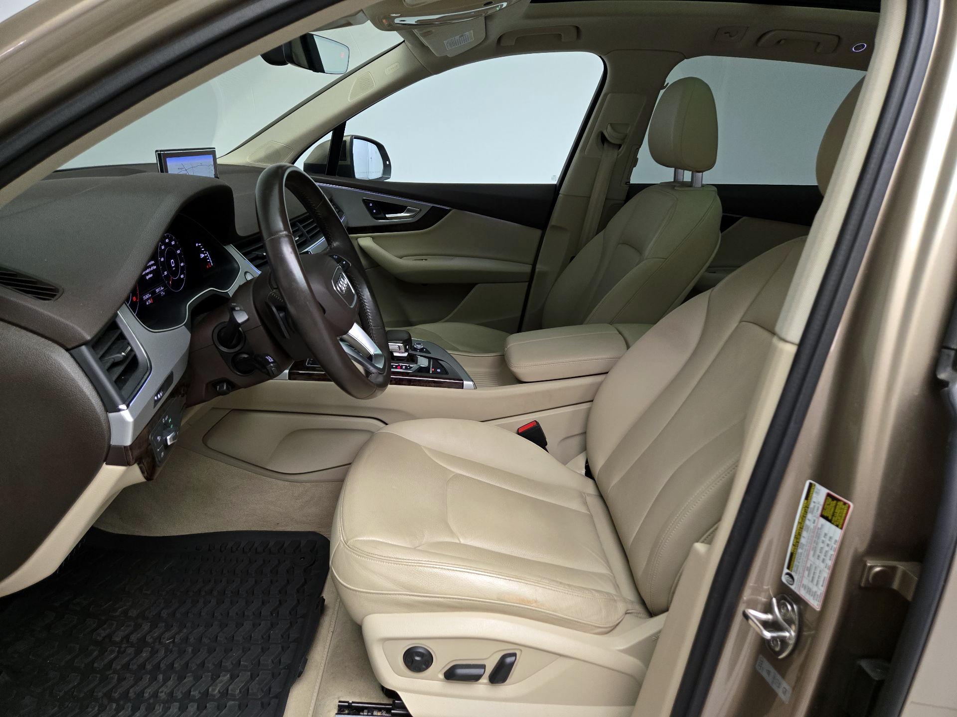 Thumbnail: 2019 Audi Q7 - 11