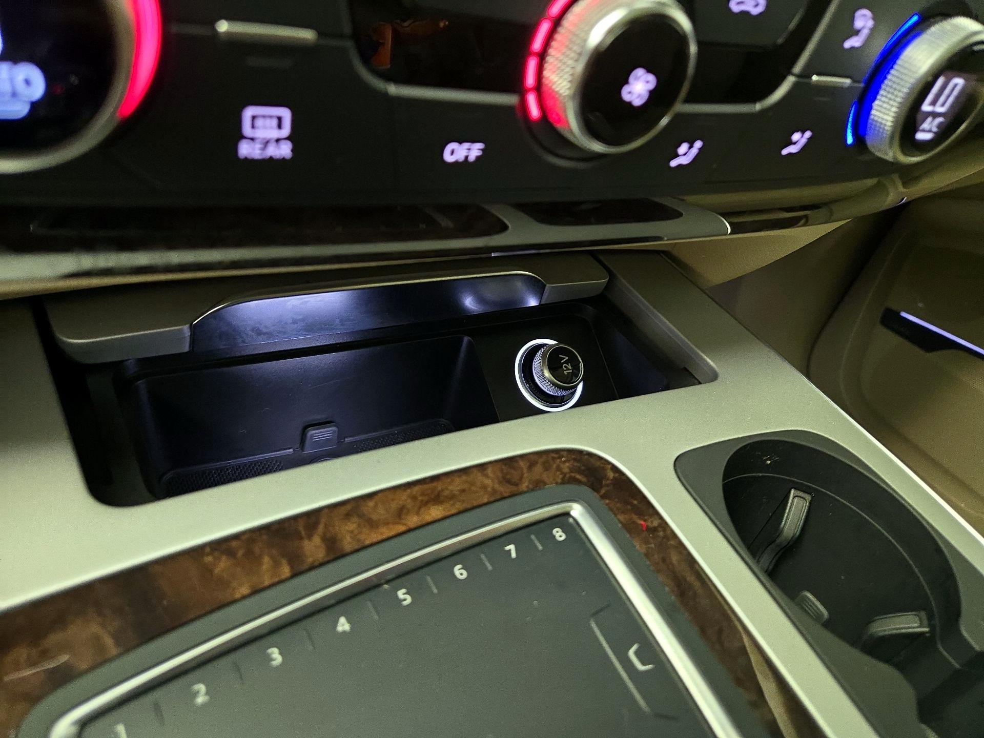 Thumbnail: 2019 Audi Q7 - 19