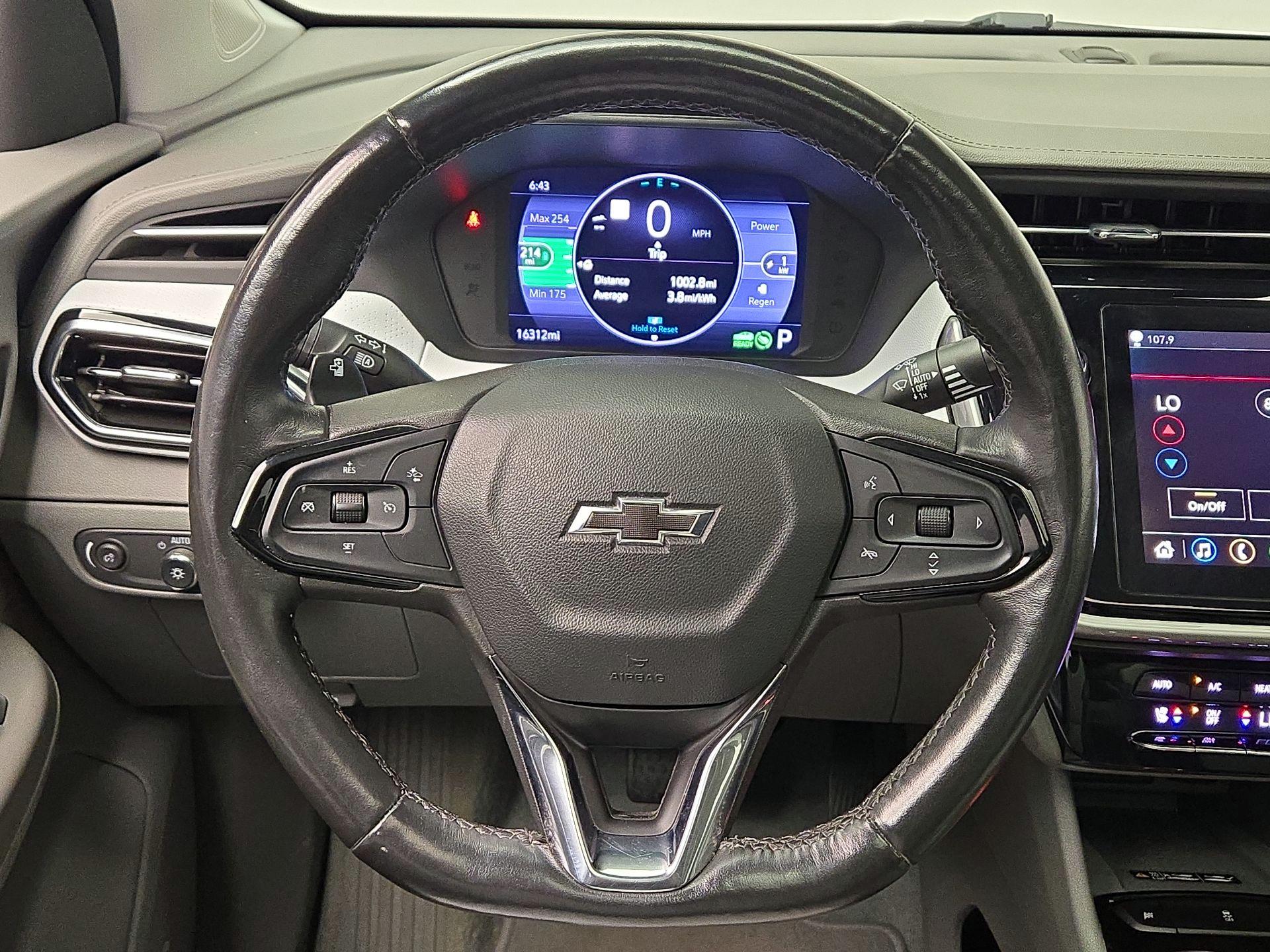 Thumbnail: 2023 Chevrolet Bolt EUV - 10