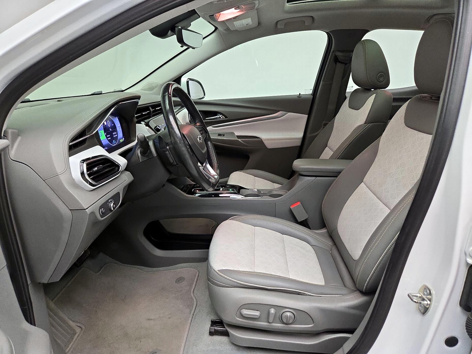 Thumbnail: 2023 Chevrolet Bolt EUV - 11