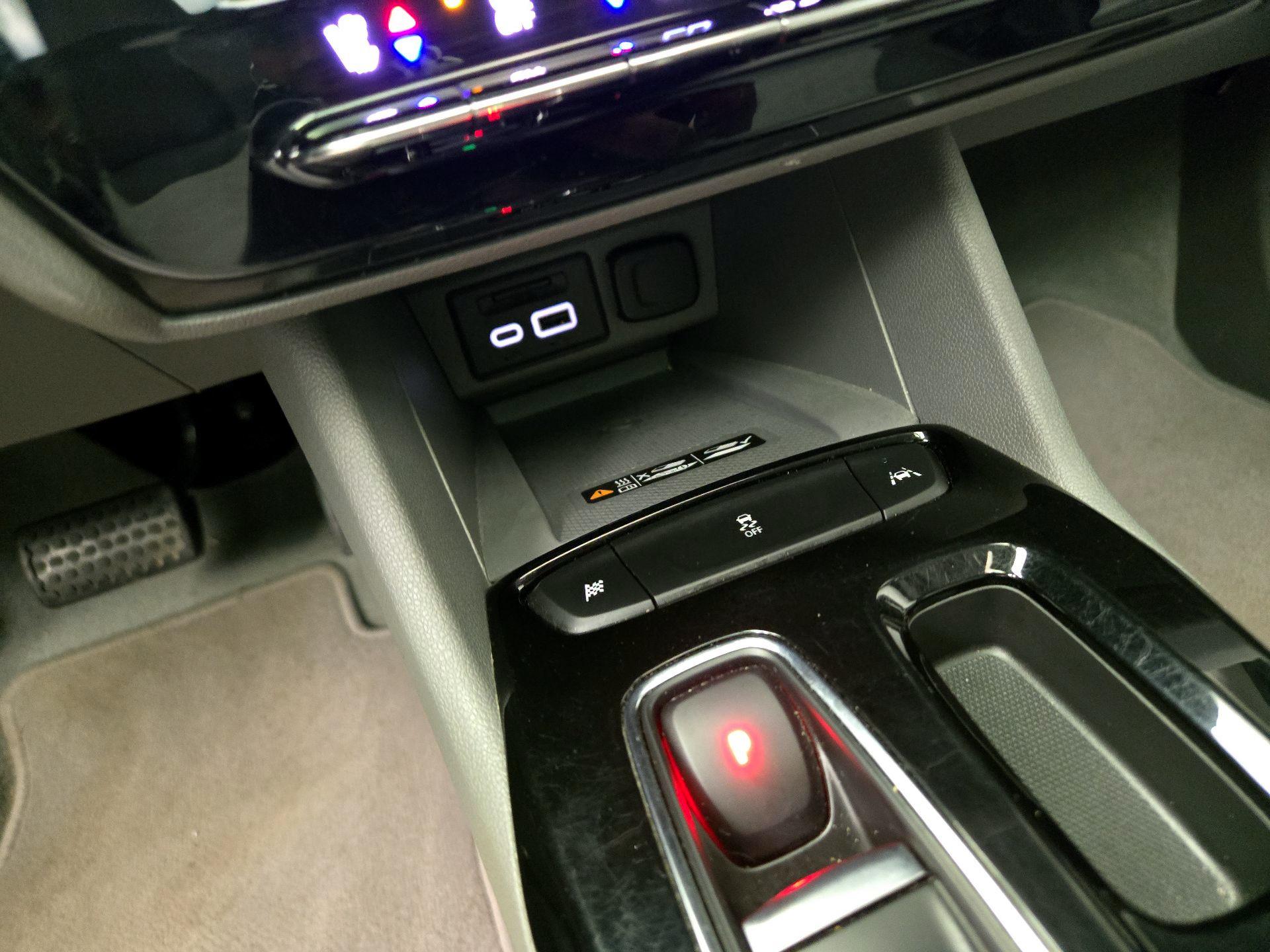 Thumbnail: 2023 Chevrolet Bolt EUV - 19