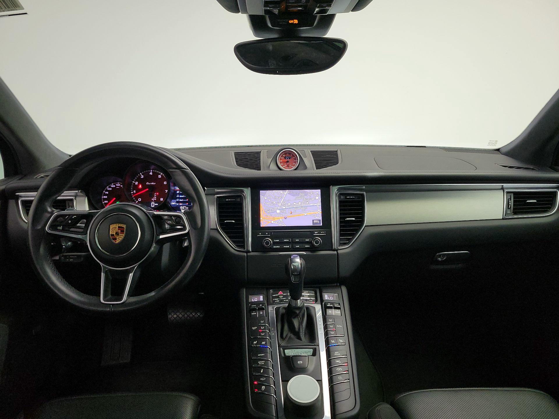 Thumbnail: 2017 Porsche Macan - 9