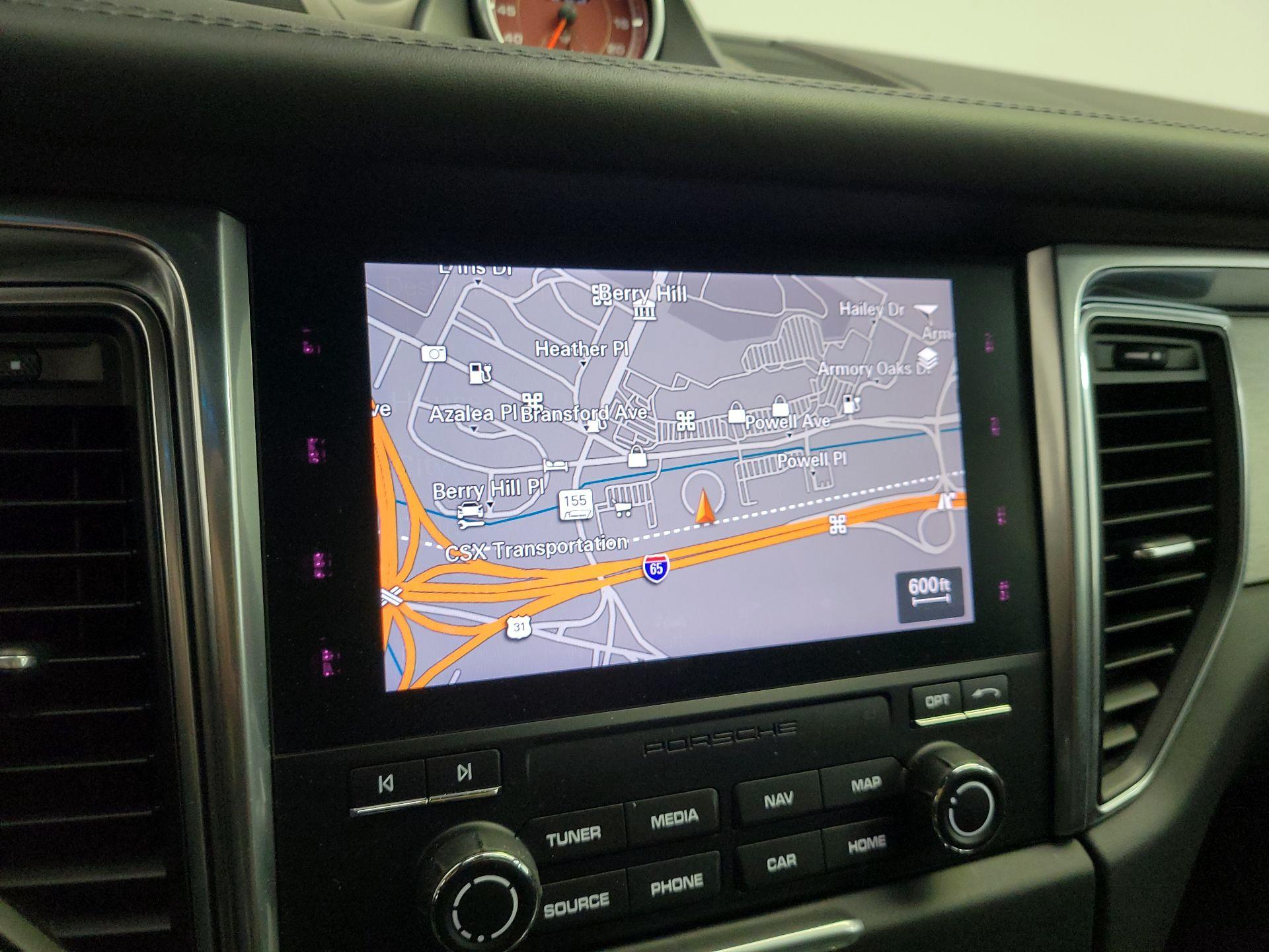 Thumbnail: 2017 Porsche Macan - 14