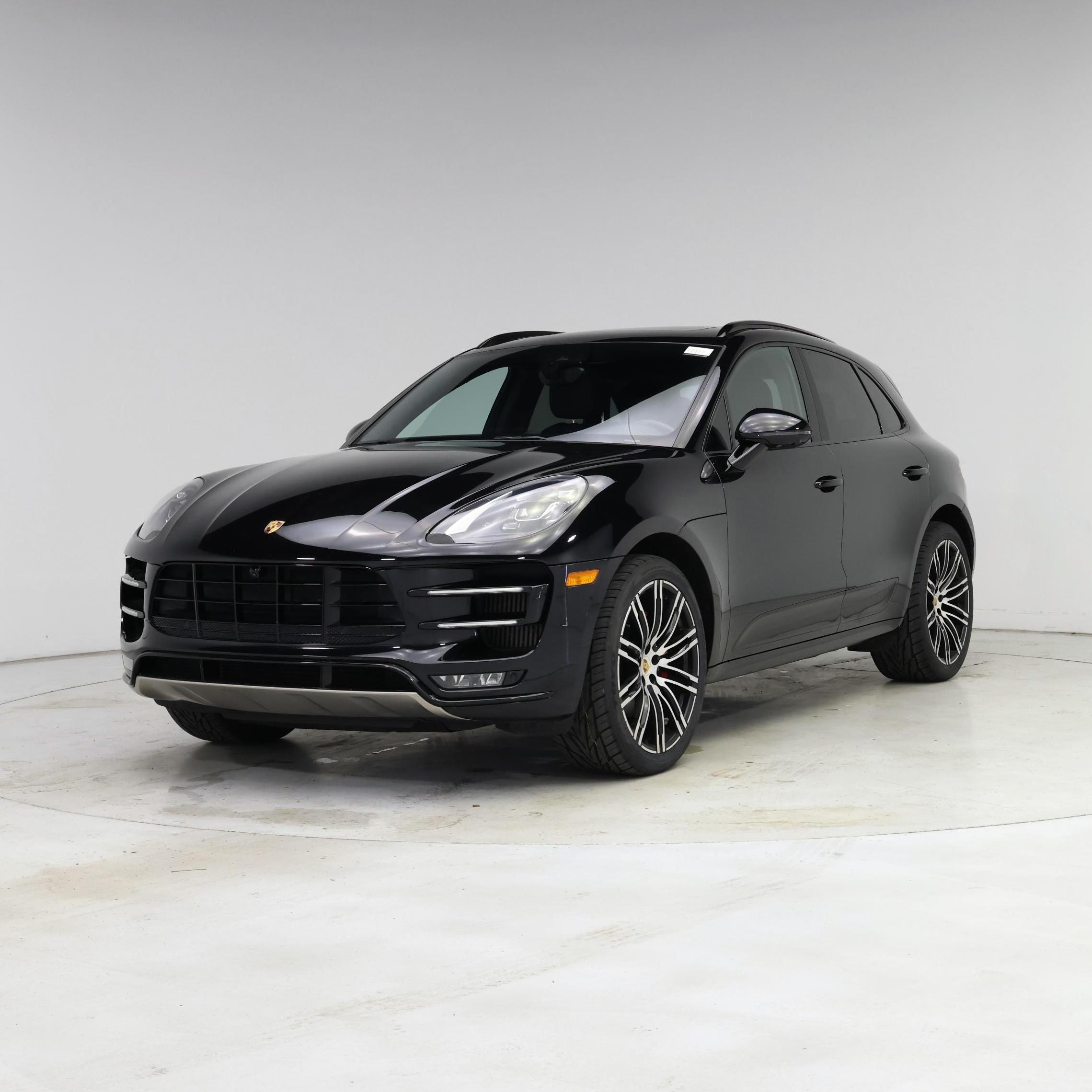 Thumbnail: 2017 Porsche Macan - 4