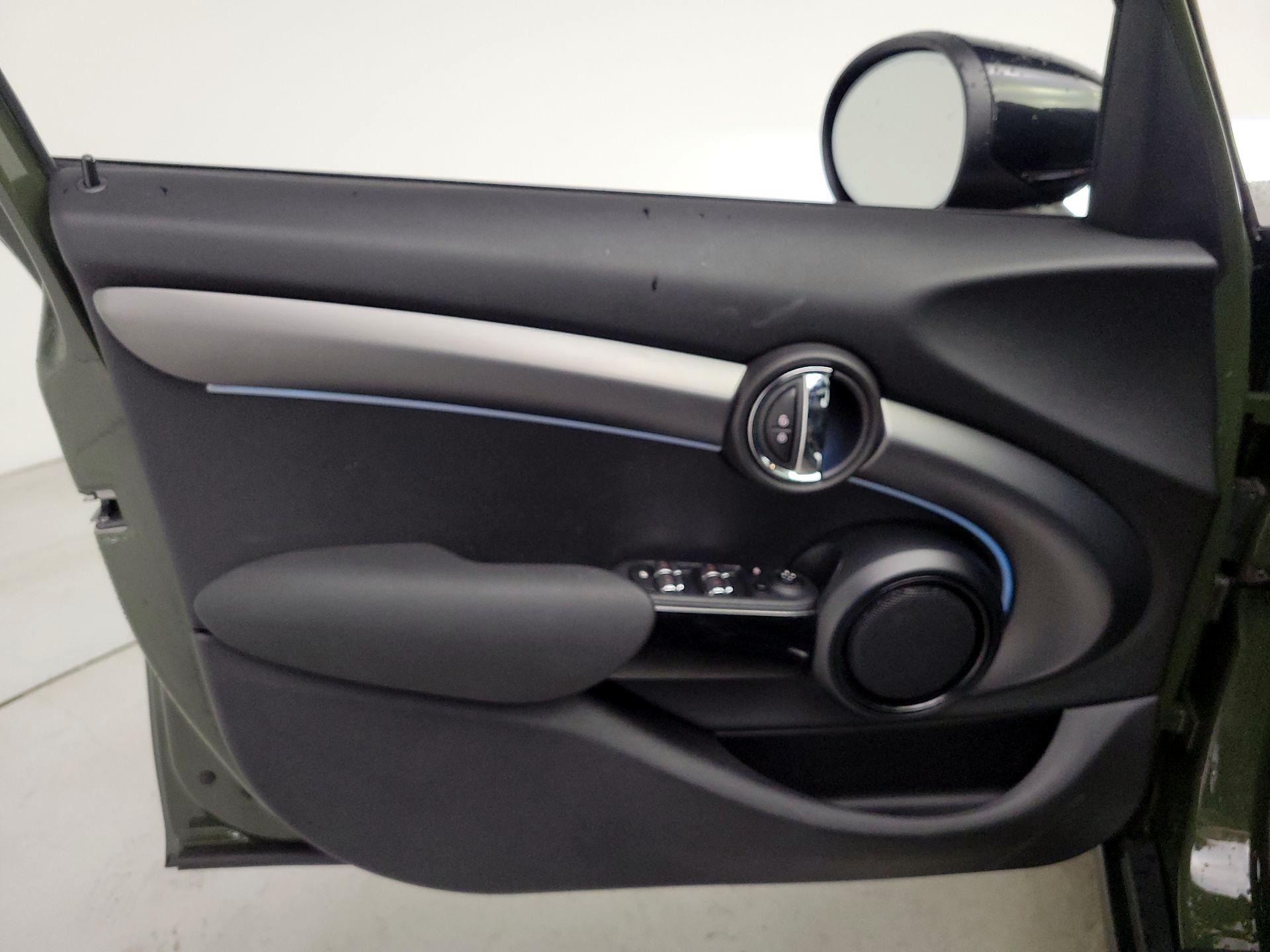 Thumbnail: 2024 MINI Cooper Hardtop - 12