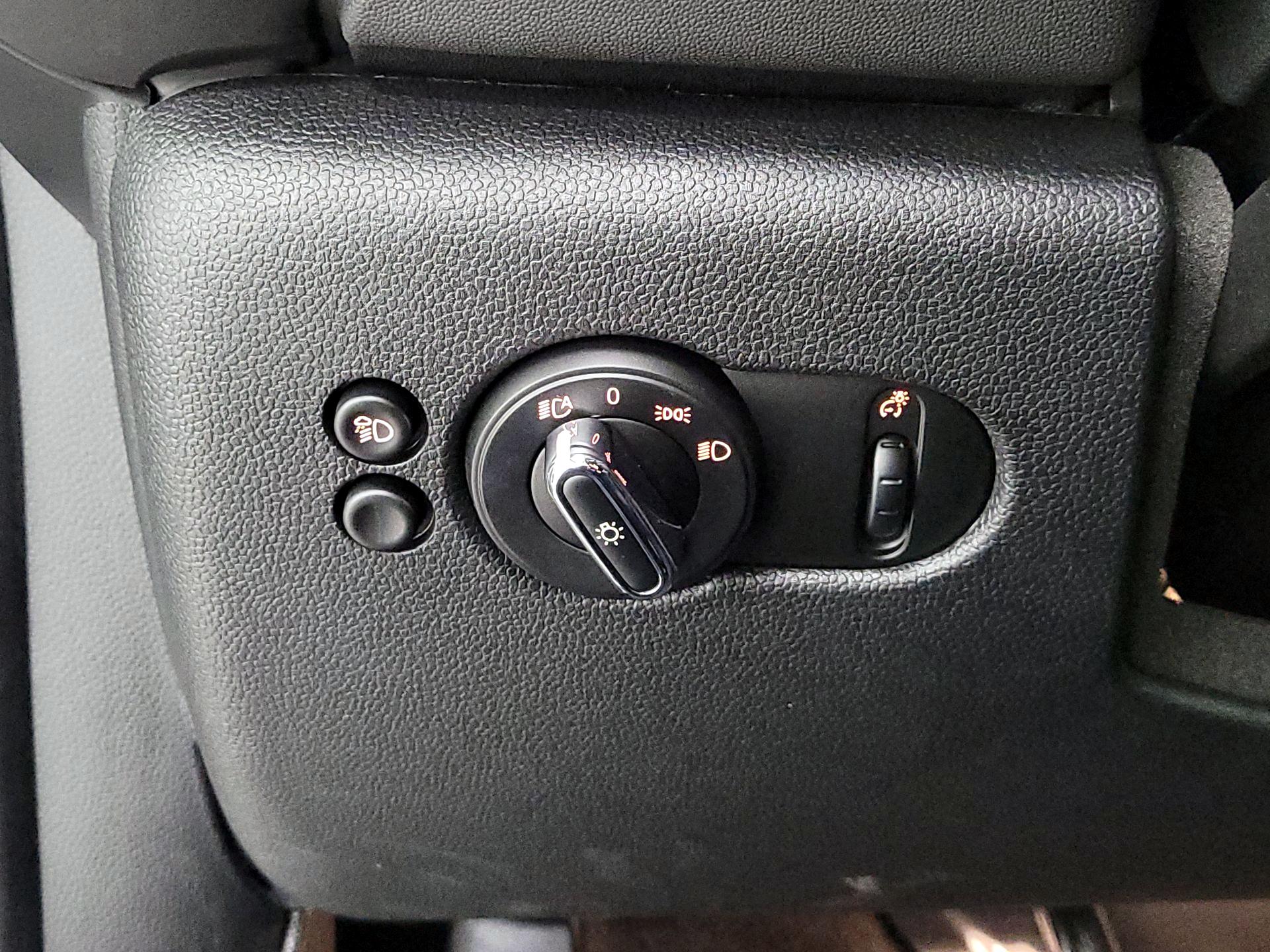 Thumbnail: 2024 MINI Cooper Hardtop - 13