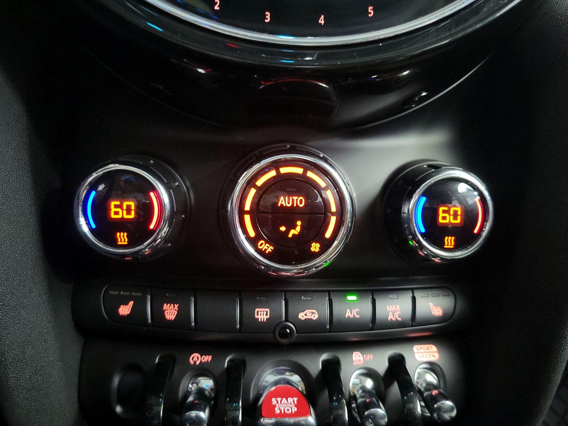 Thumbnail: 2024 MINI Cooper Hardtop - 17