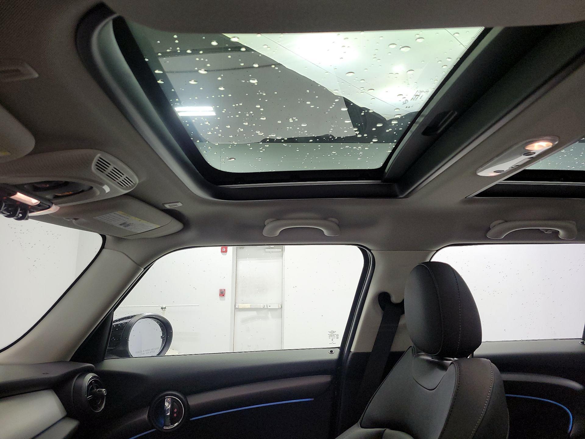 Thumbnail: 2024 MINI Cooper Hardtop - 20