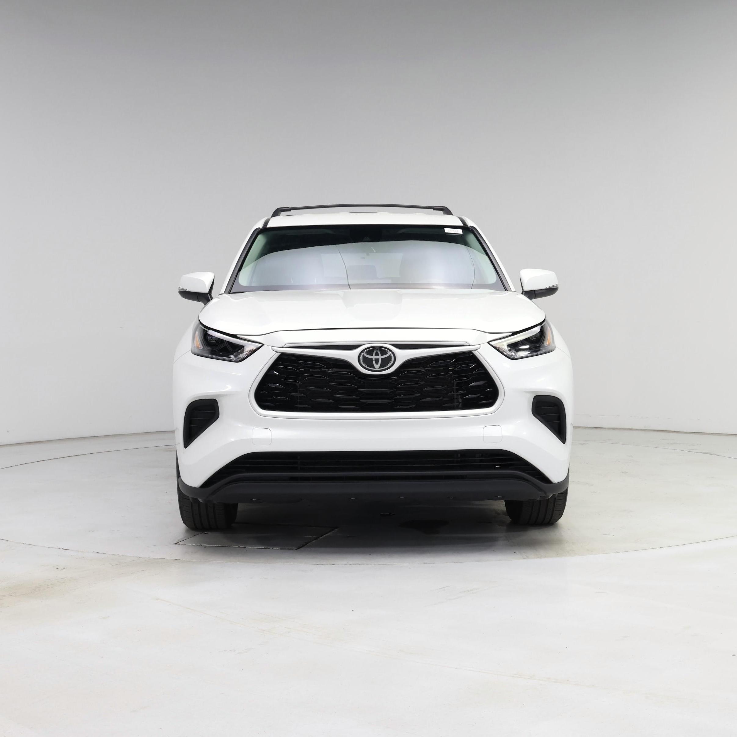 Thumbnail: 2023 Toyota Highlander - 5