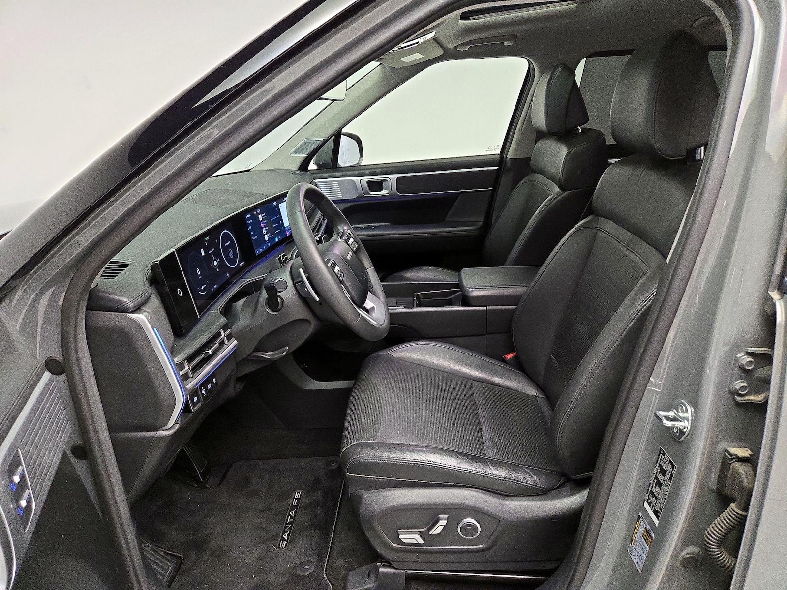 2024 Hyundai Santa Fe Limited - Photo 12